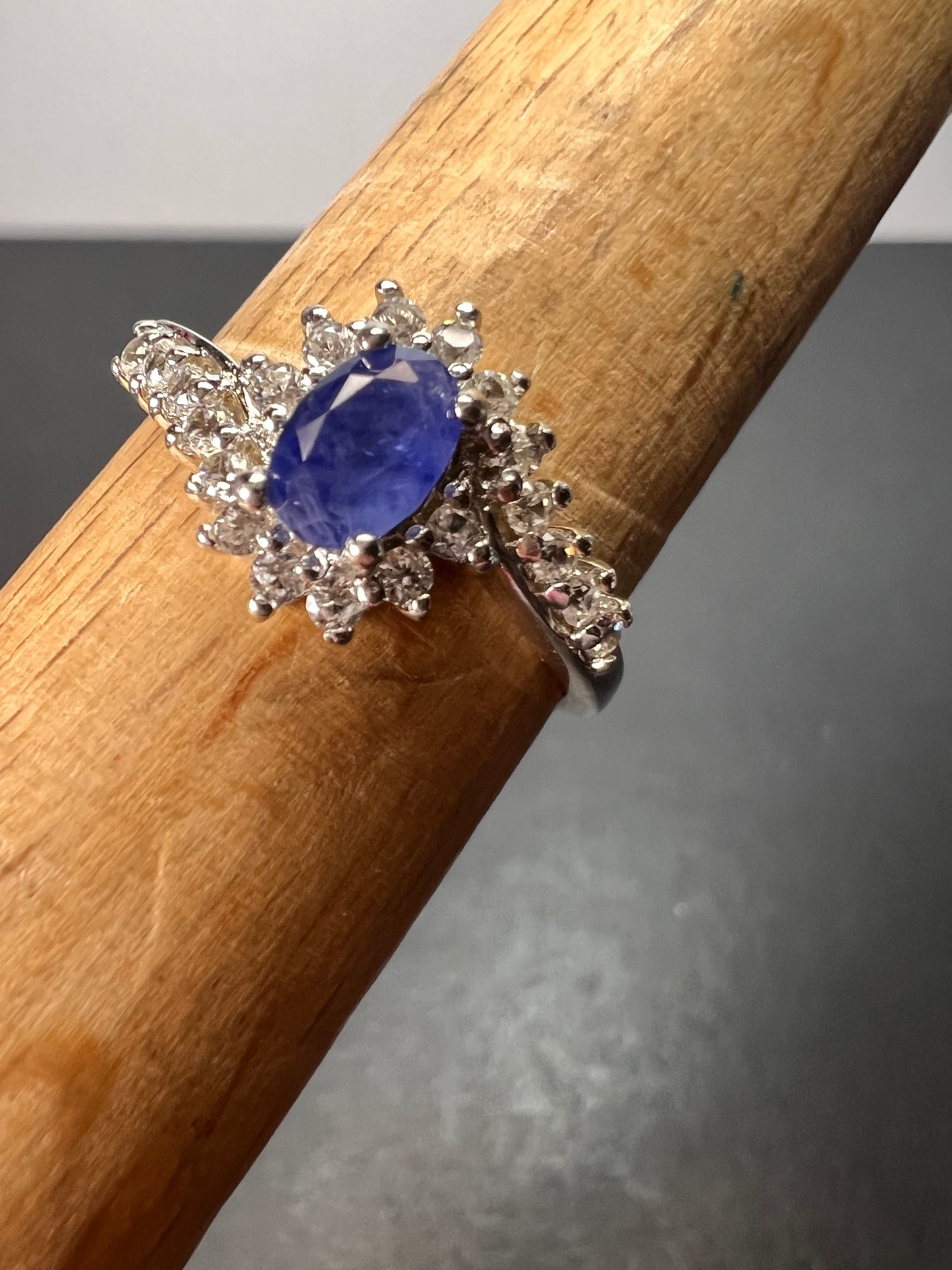 Blue sapphire and zircon ring in platinum over sterling silver size 7 *NEW*