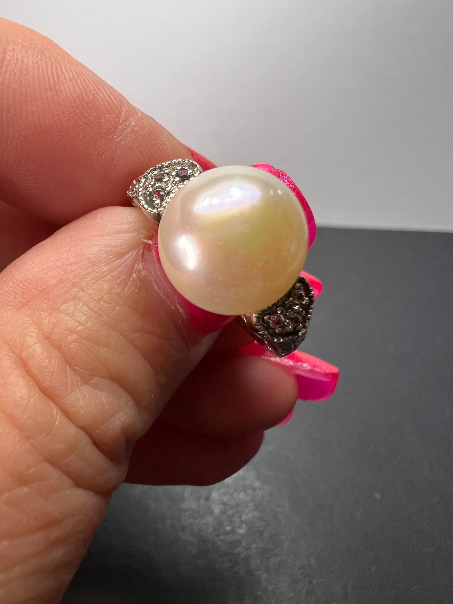 White Cultured Freshwater Pearl And White Topaz Sterling Silver Ring size 8