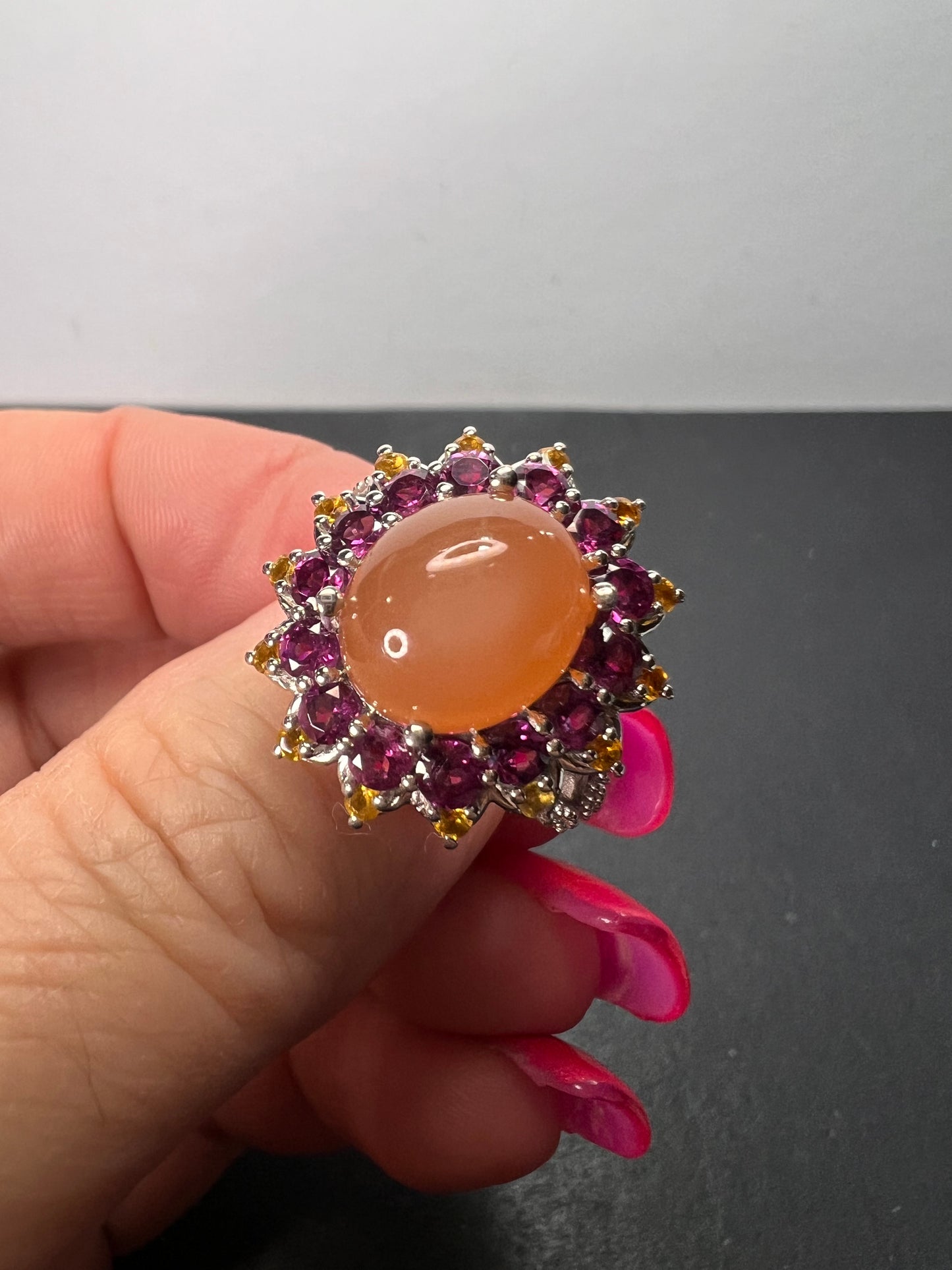 Peach moonstone and raspberry rhodolite garnet sunburst ring in platinum over sterling silver size 7 *NEW*