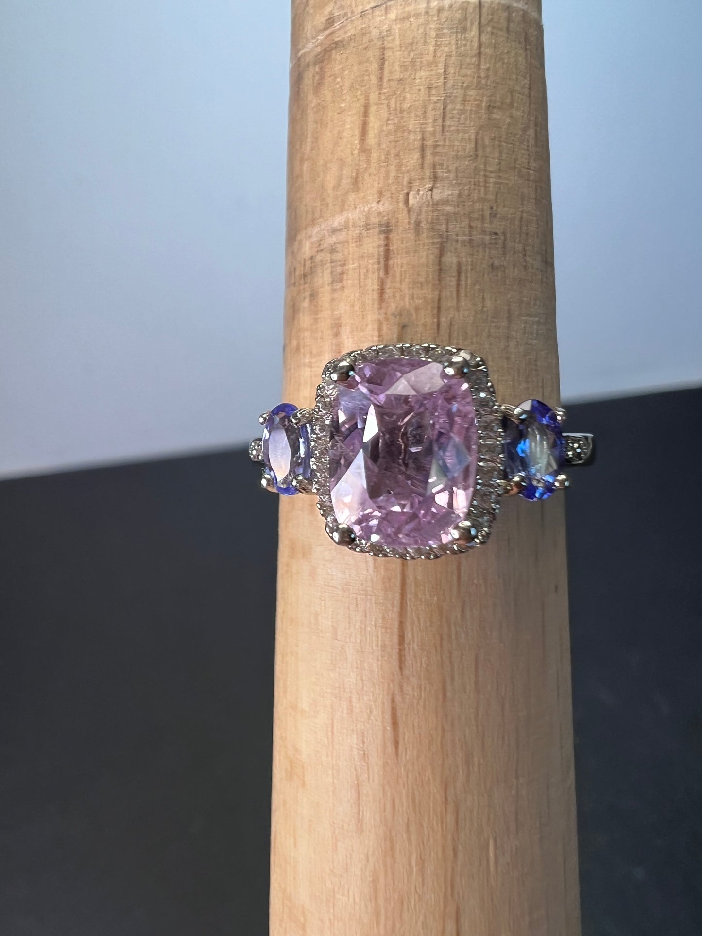 Kunzite, tanzanite and zircon halo ring size 9