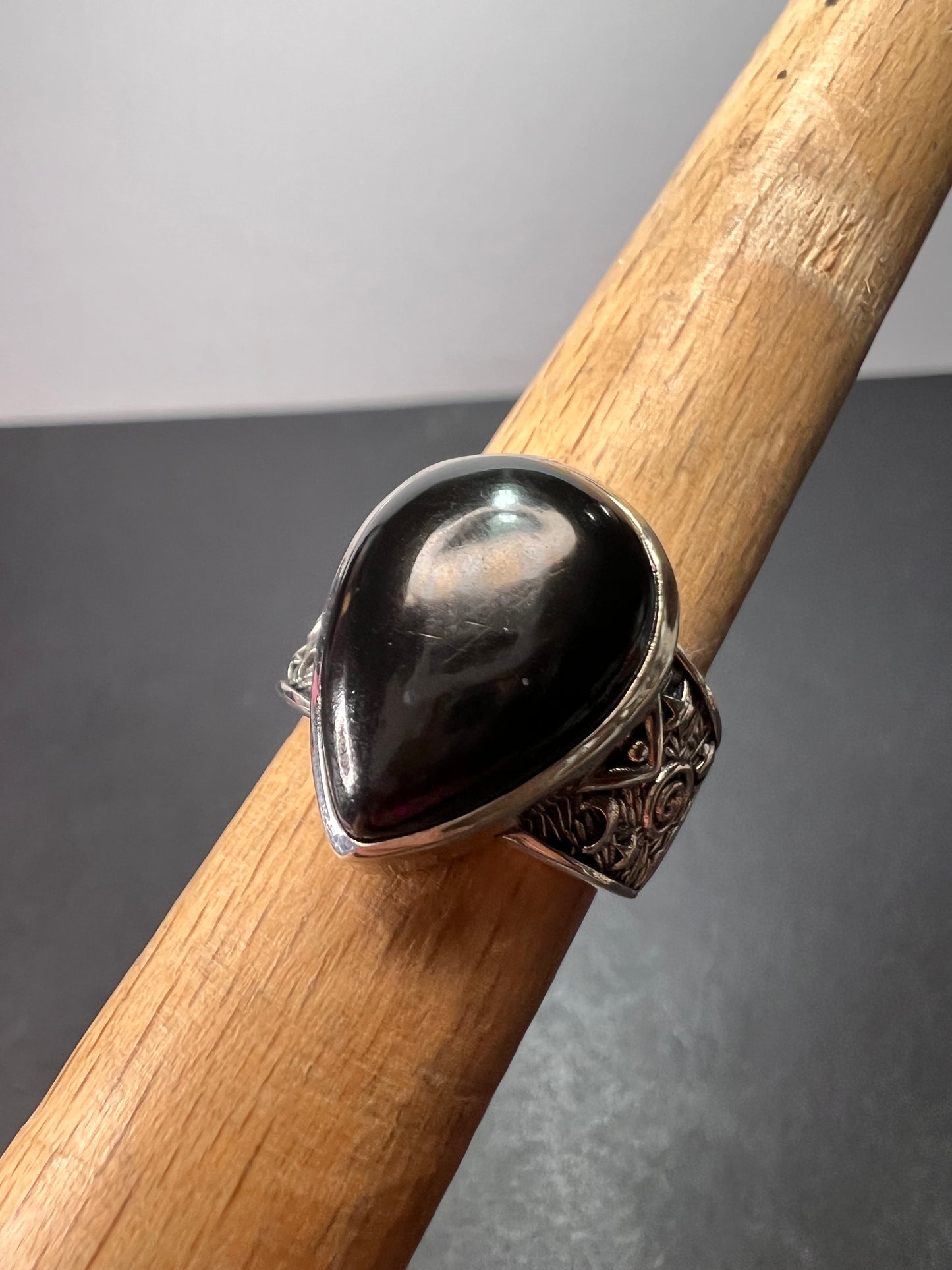 Elite shungite sterling silver teardrop ring size 7