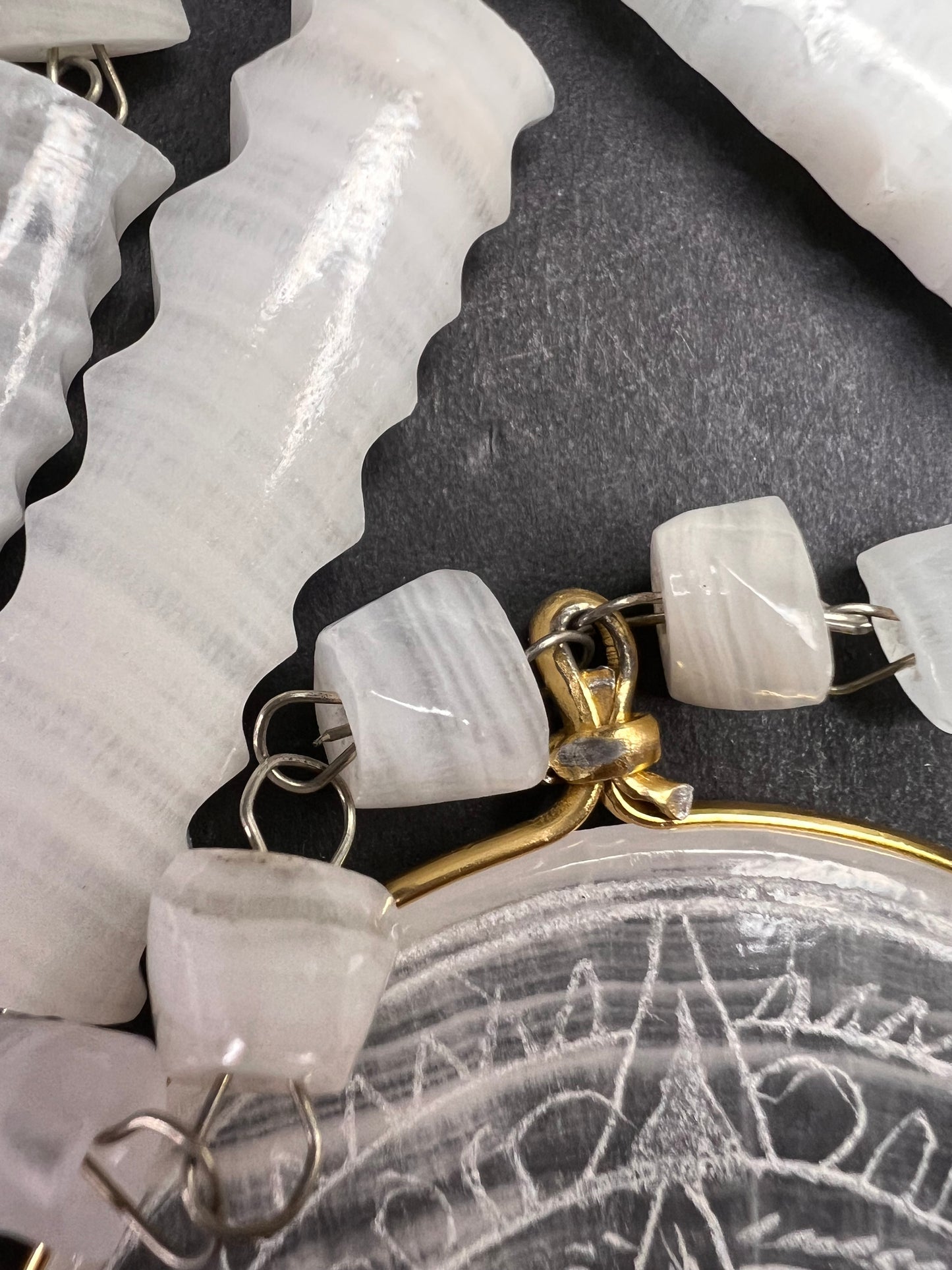 Vintage white onyx Aztec sundial 24 inch pendant necklace