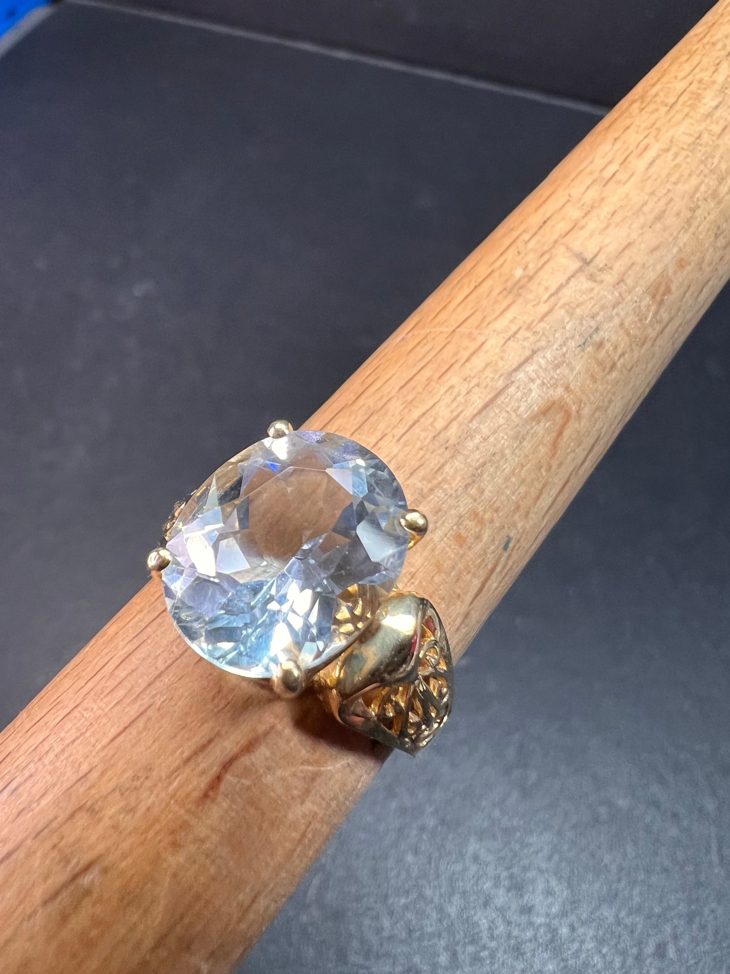 Vintage 14K Gold Aquamarine Solitaire Ring Filigree Statement Size 7