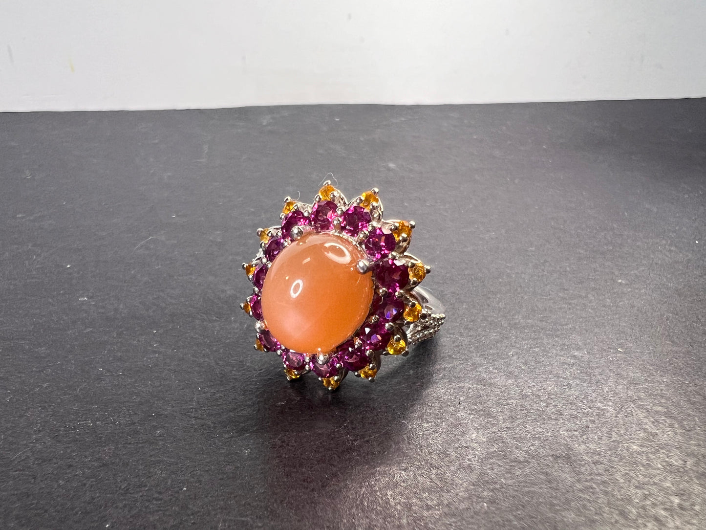 Peach moonstone and raspberry rhodolite garnet sunburst ring in platinum over sterling silver size 7 *NEW*