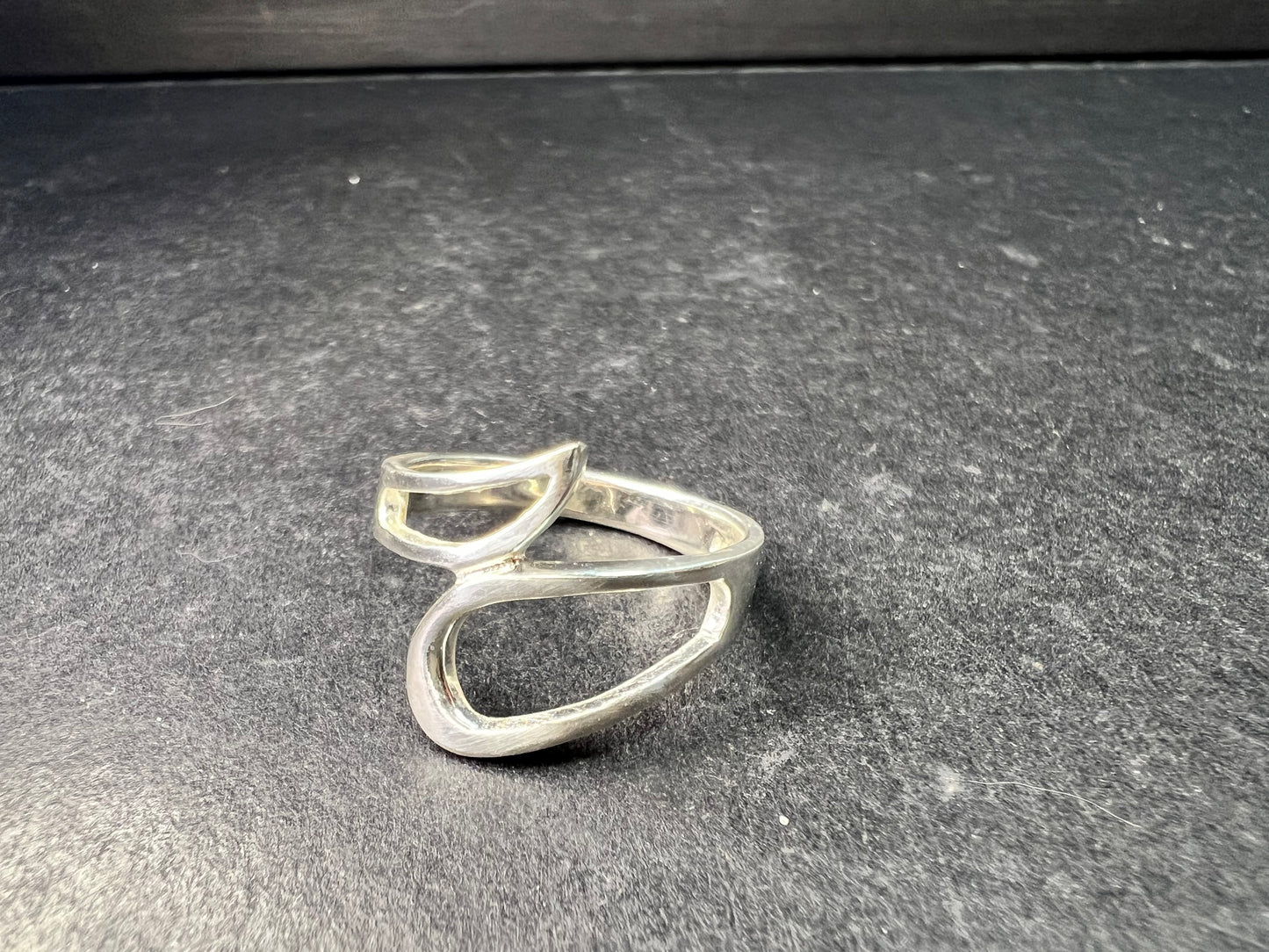 Sterling Silver Open Loop Modernist Ring Size 7.5