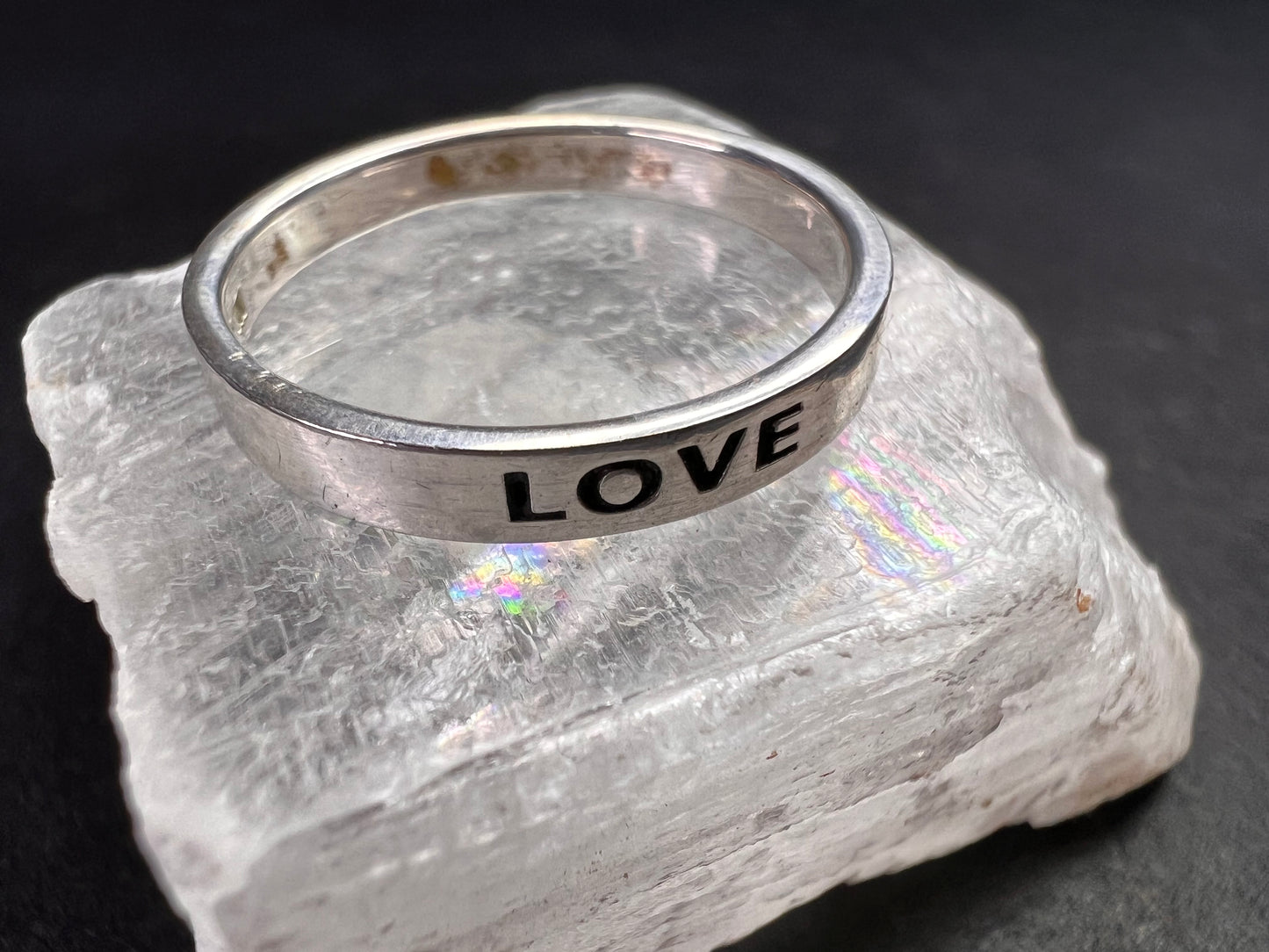 Sterling Silver LOVE Band Ring Size 7 – Stamped 925 IBB TH