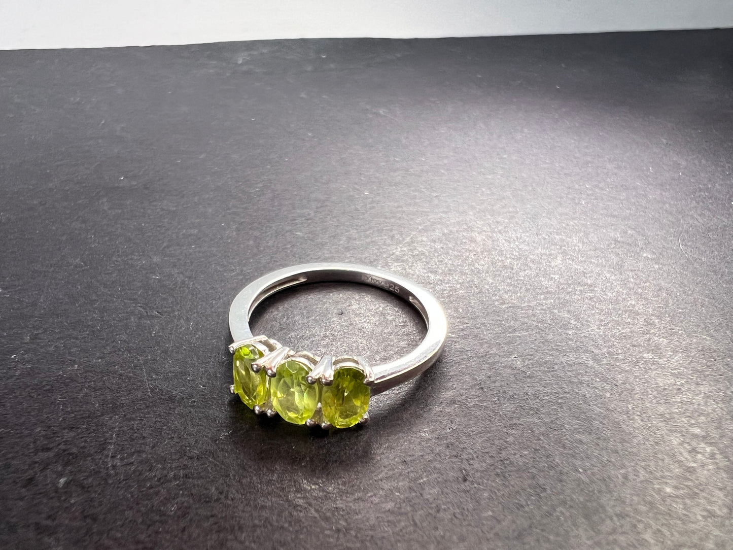 Peridot trilogy ring in platinum over Sterling silver size 7 *NEW*