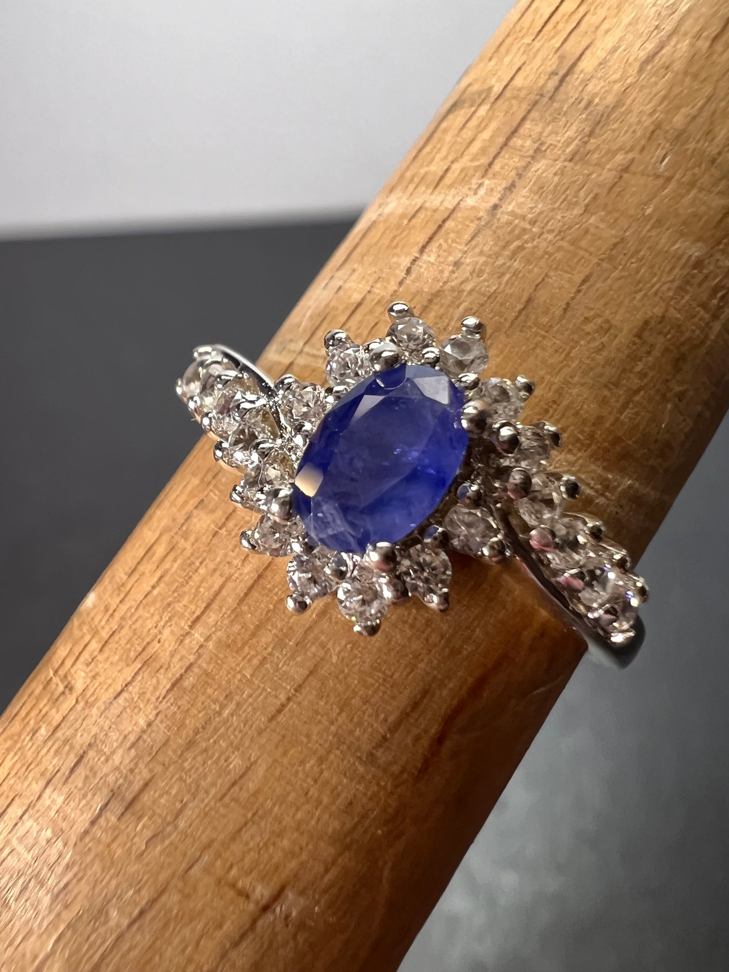 Blue sapphire and zircon ring in platinum over sterling silver size 7 *NEW*