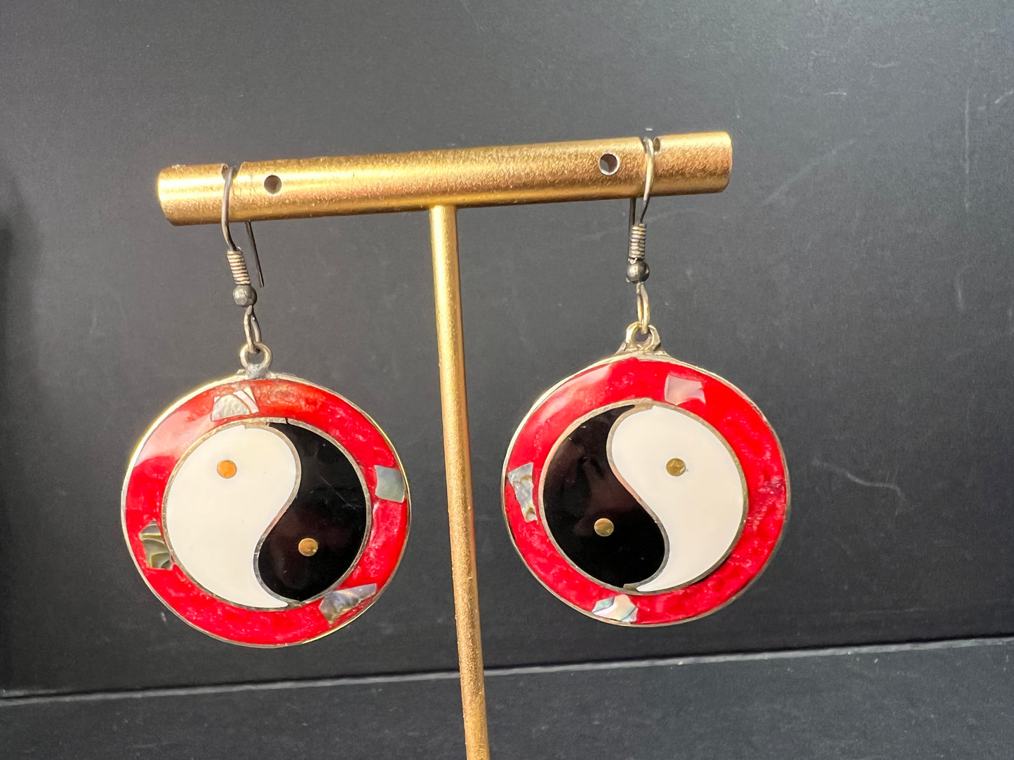 Vintage ALPACA MEXICO Silver MOP Abalone Yin Yang Drop Earrings
