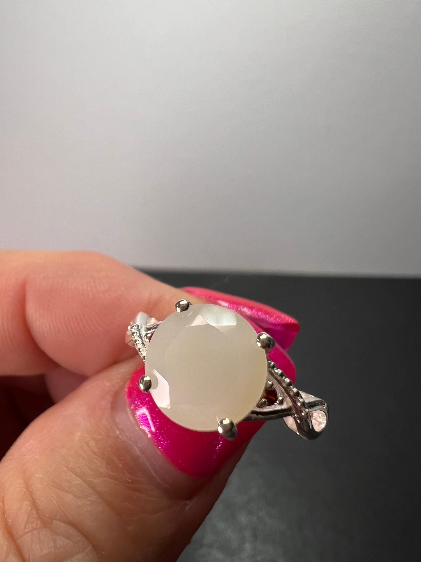 Silver moonstone ring in sterling silver size 6