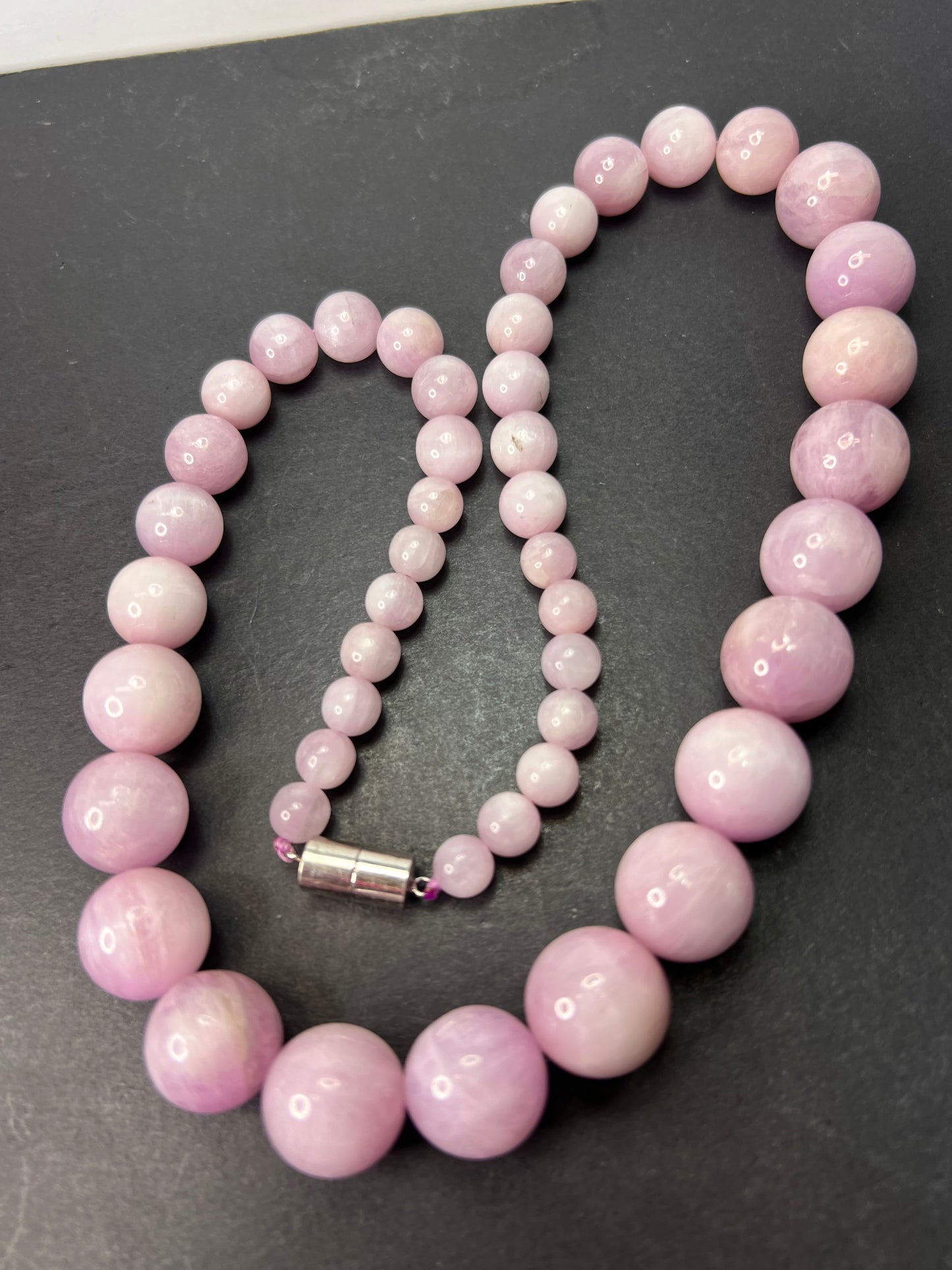 Kunzite graduated beaded 20 inch necklace with 925 magnetic clasp