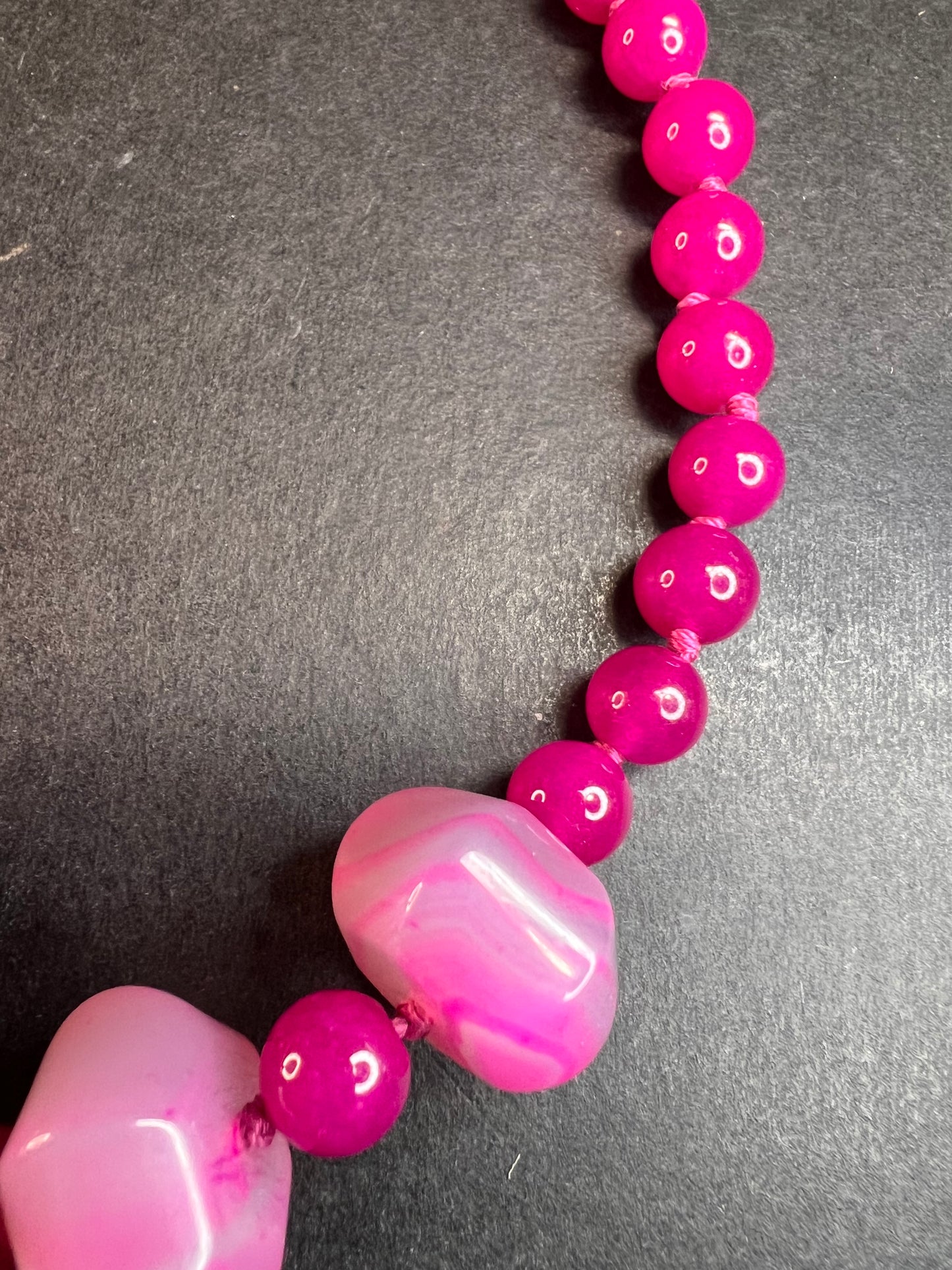 NEW Fuchsia pink dyed agate beaded necklace with sterling silver clasp