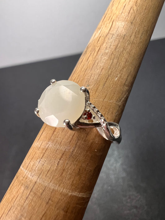 Silver moonstone ring in sterling silver size 6