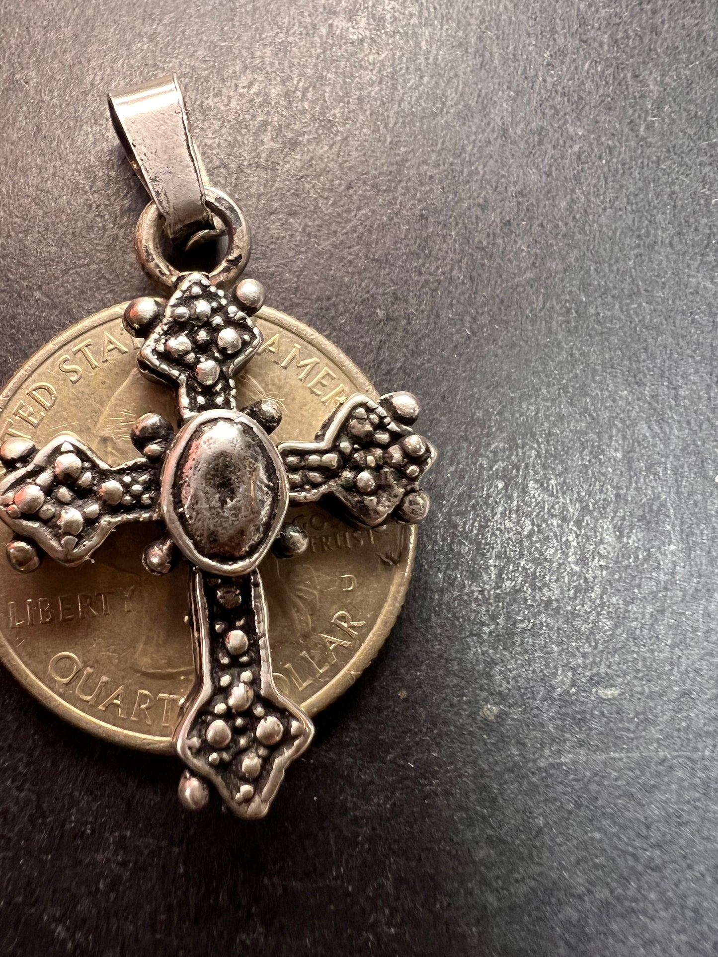 Vintage Sterling Silver Ornate Cross Pendant 4.27g