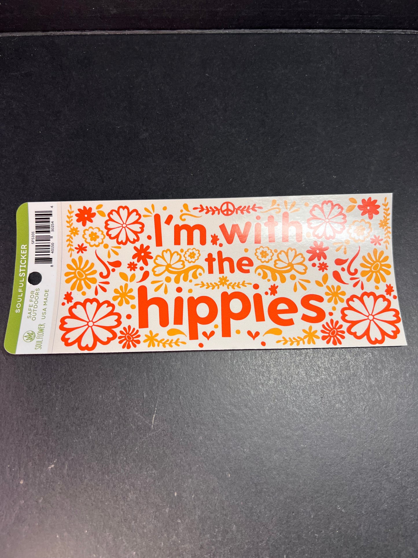 🌼 “I’m With Hippies” Soul Sticker – Retro Floral Vibes