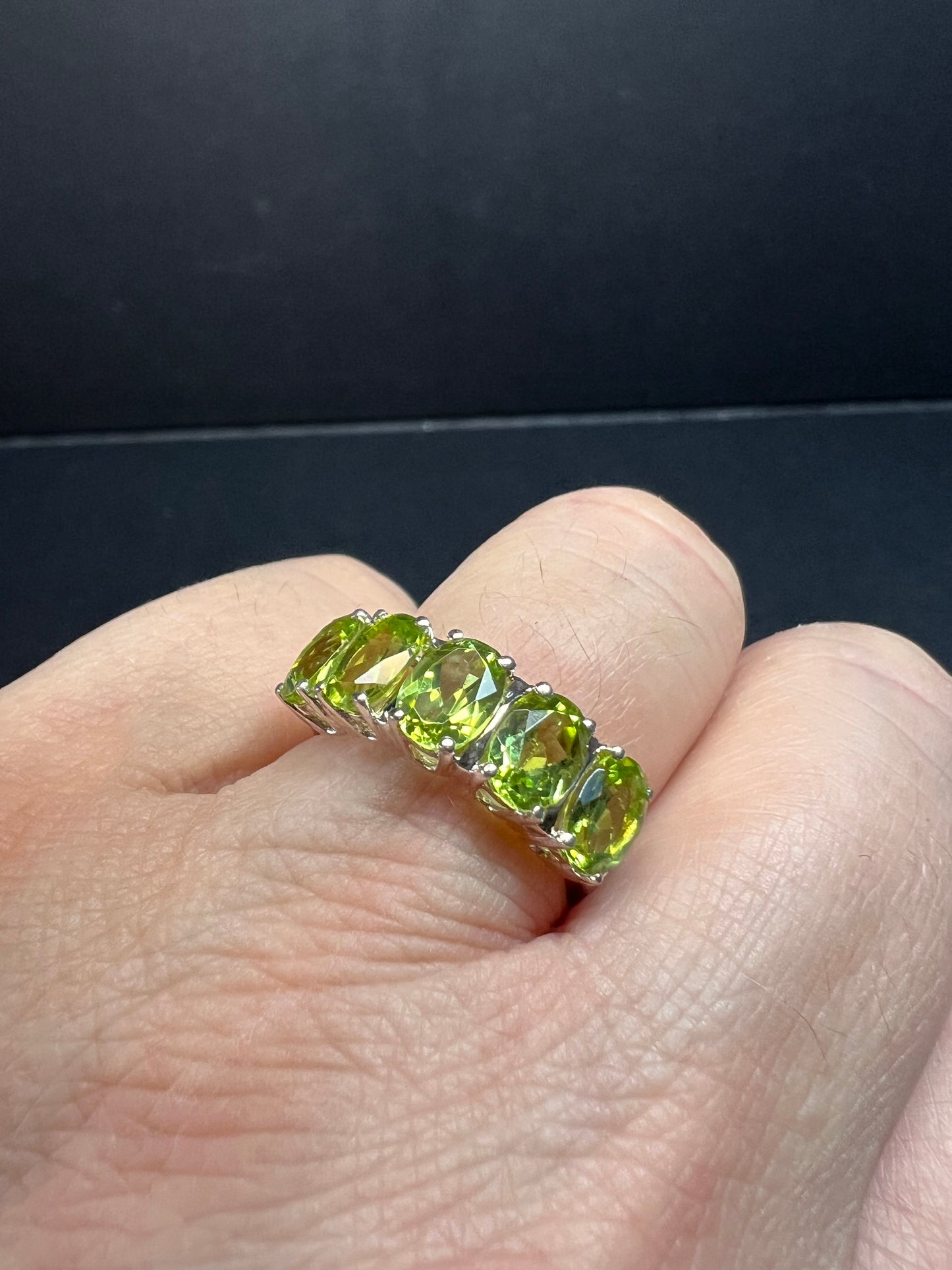 Vintage peridot five stone sterling silver ring size 7