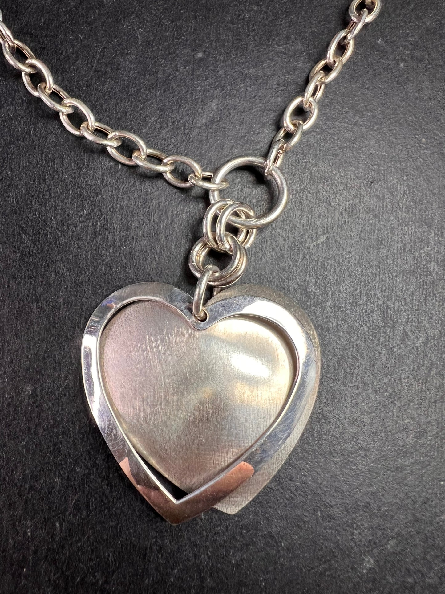 Vintage sterling silver heart framed pendant and chain necklace