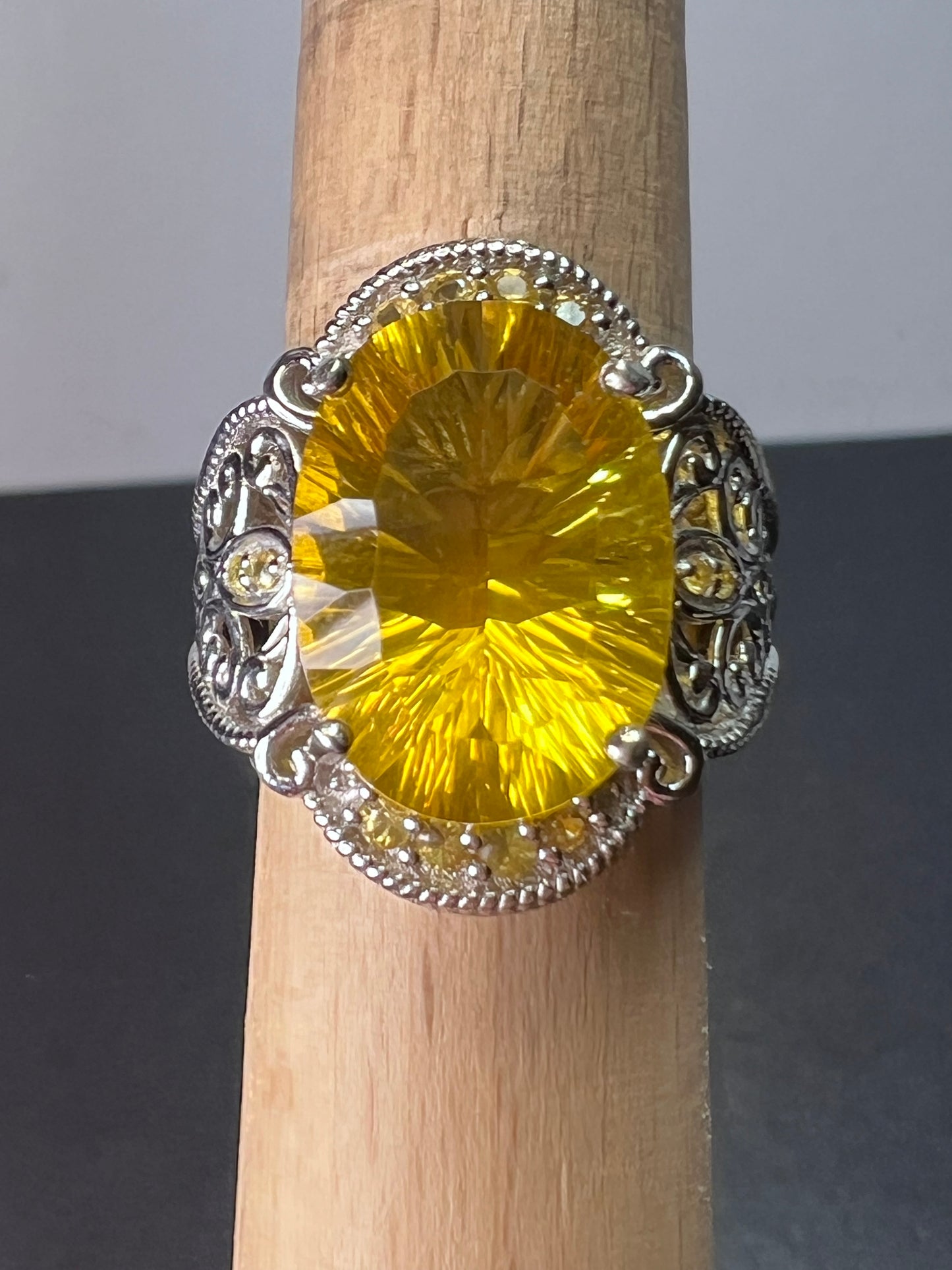 Big yellow topaz sterling silver ring size 9