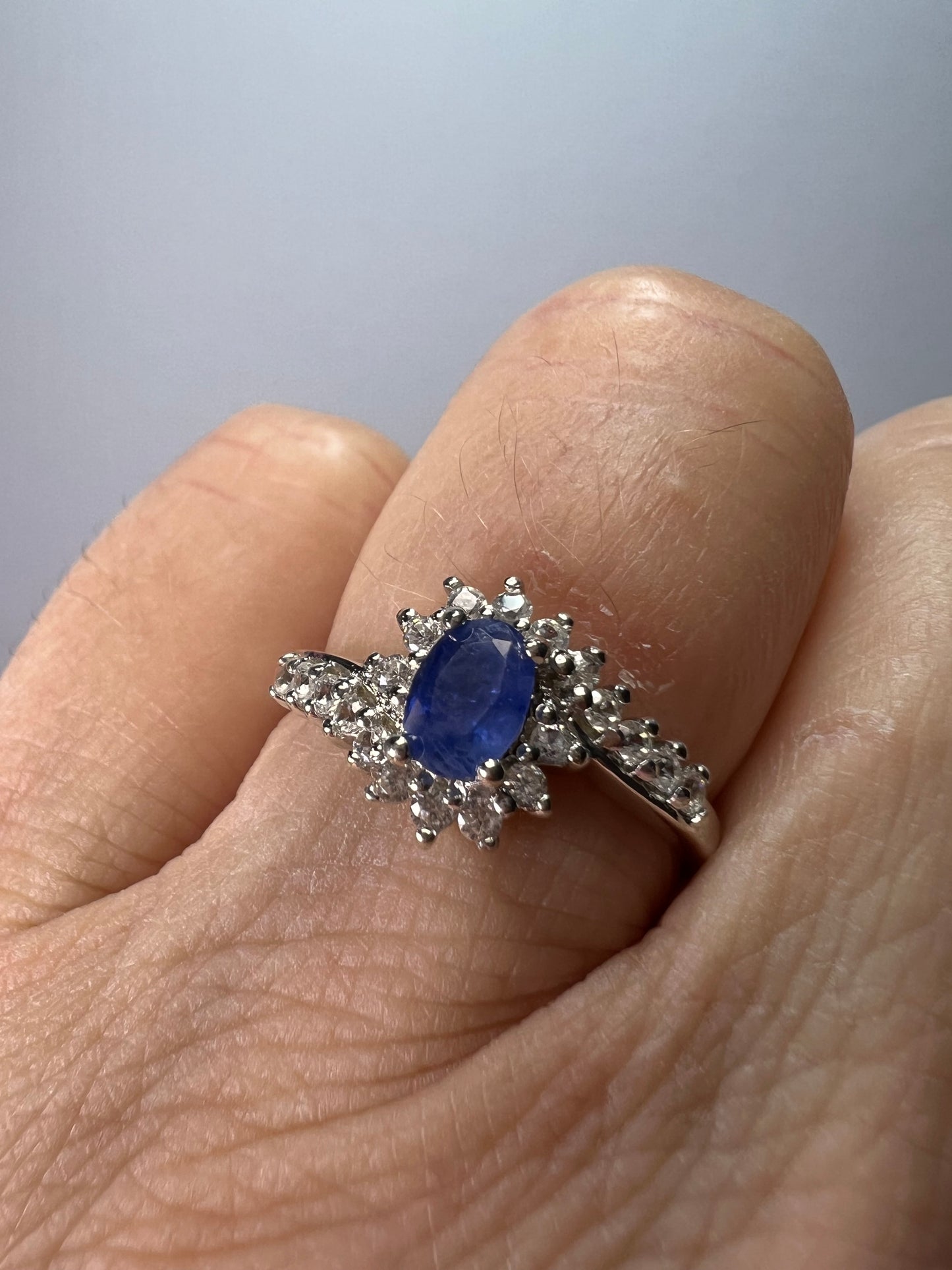 Blue sapphire and zircon ring in platinum over sterling silver size 7 *NEW*