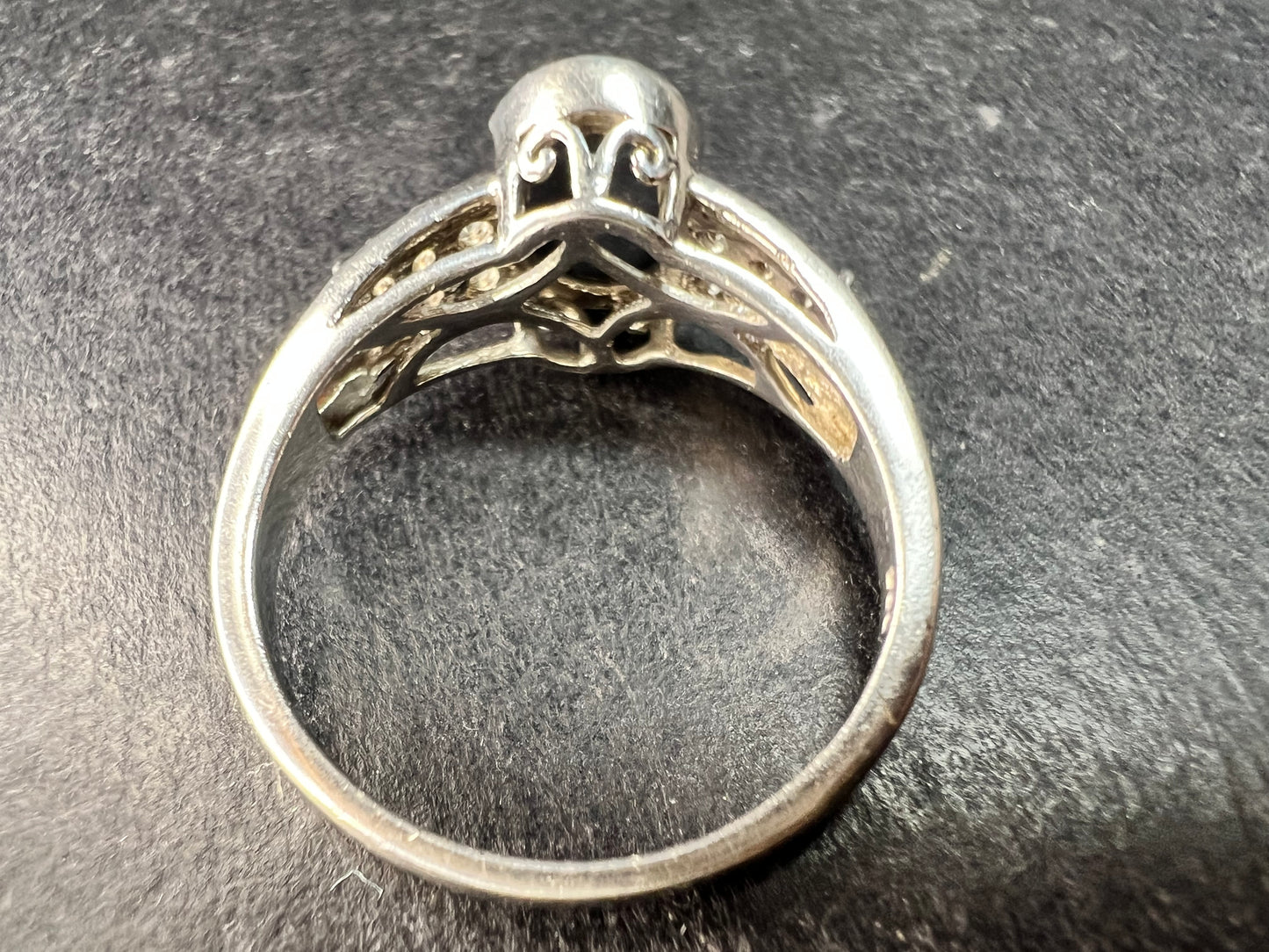 Vintage Star Sapphire & White Topaz Sterling Silver Ring 8