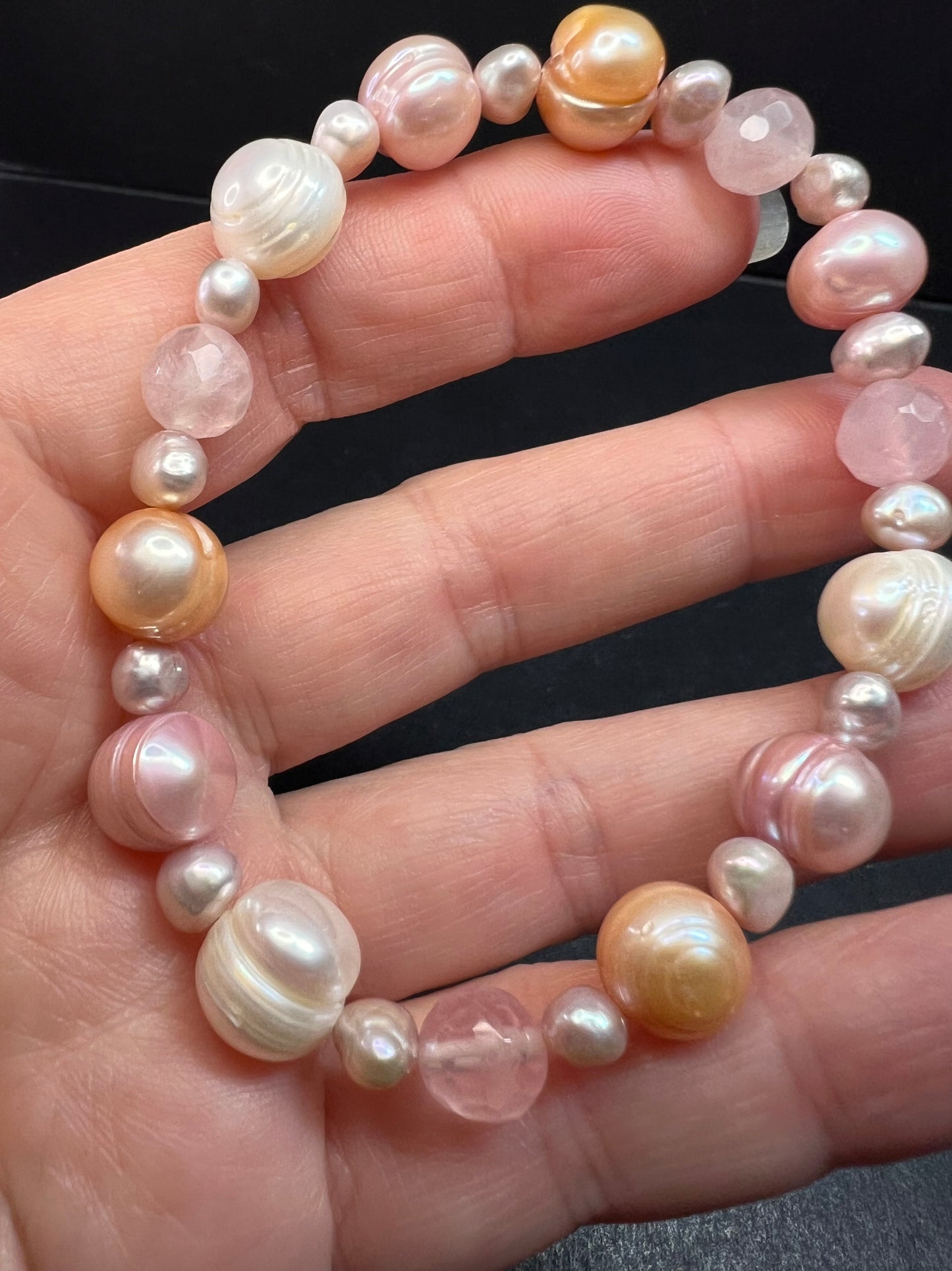 Freshwater pearl and rose quartz stretch bracelet