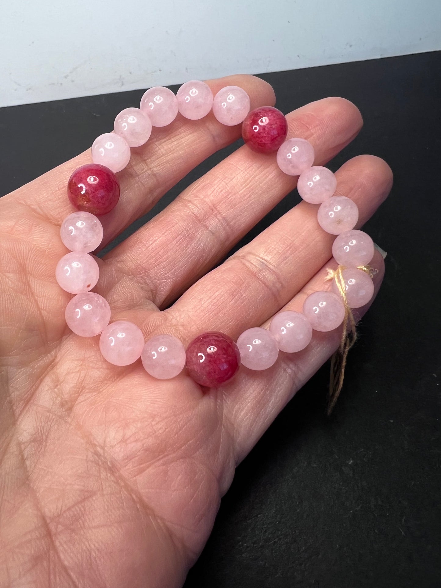 Rose quartz and gemmy rhodonite stretch cord 7 inch bracelet