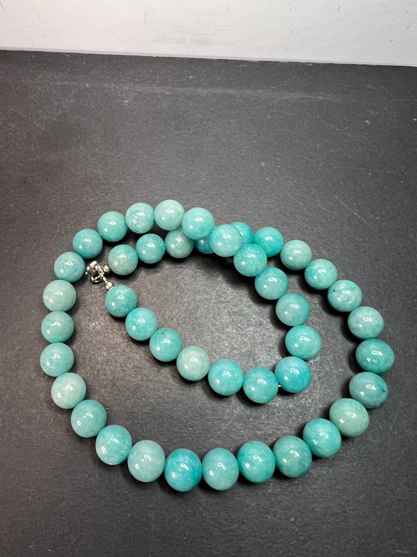 Dyed jadeite beaded 18 inch necklace with sterling silver clasp