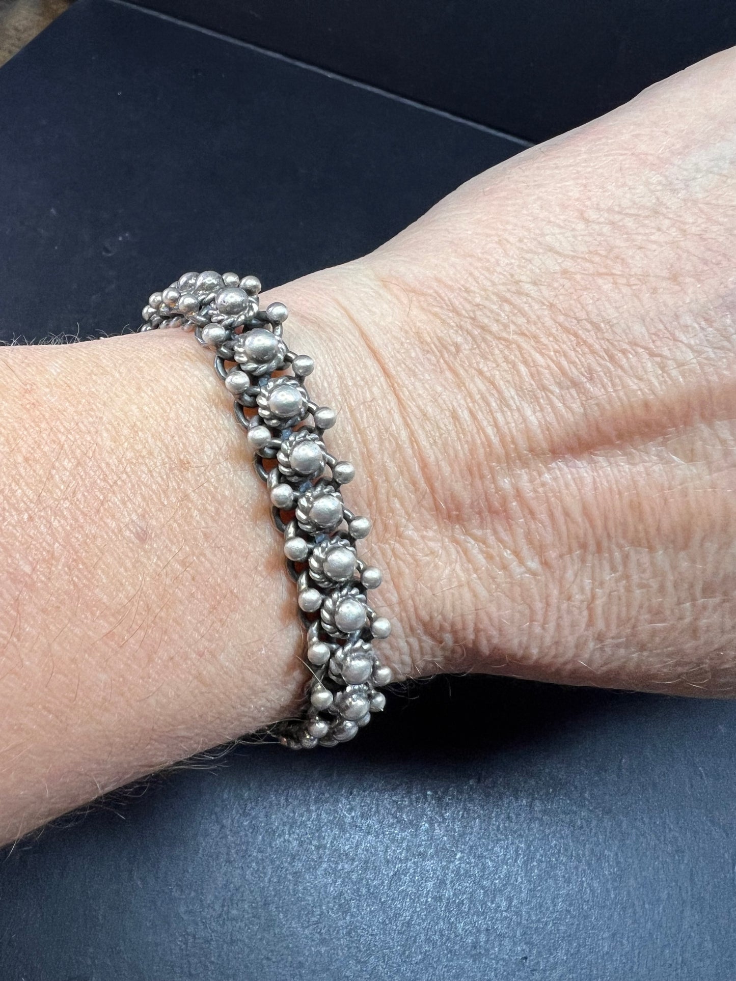 Vintage Suarti Bali sterling silver bracelet 7.75 inch