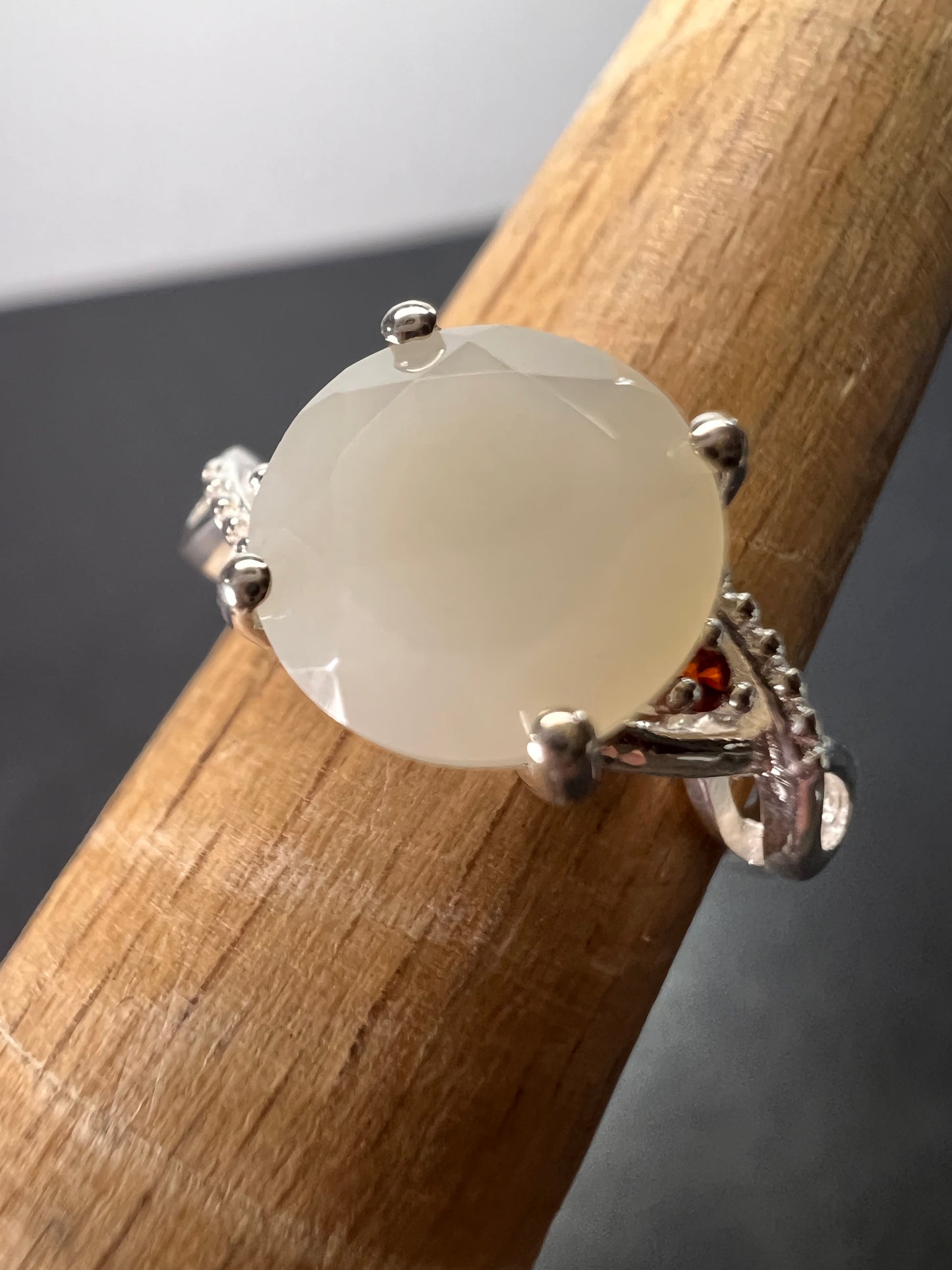 Silver moonstone ring in sterling silver size 6