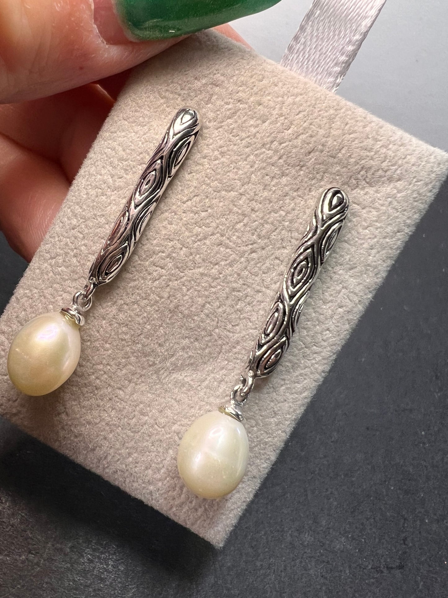 Thai sterling silver freshwater pearl drop earrings