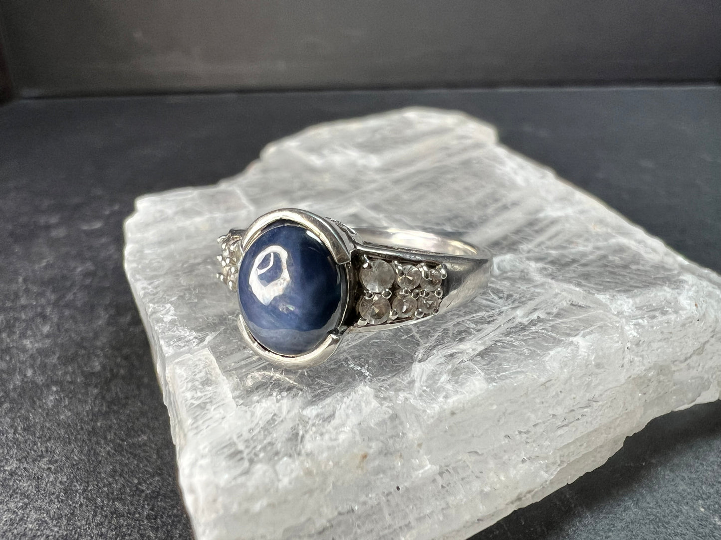 Vintage Star Sapphire & White Topaz Sterling Silver Ring 8