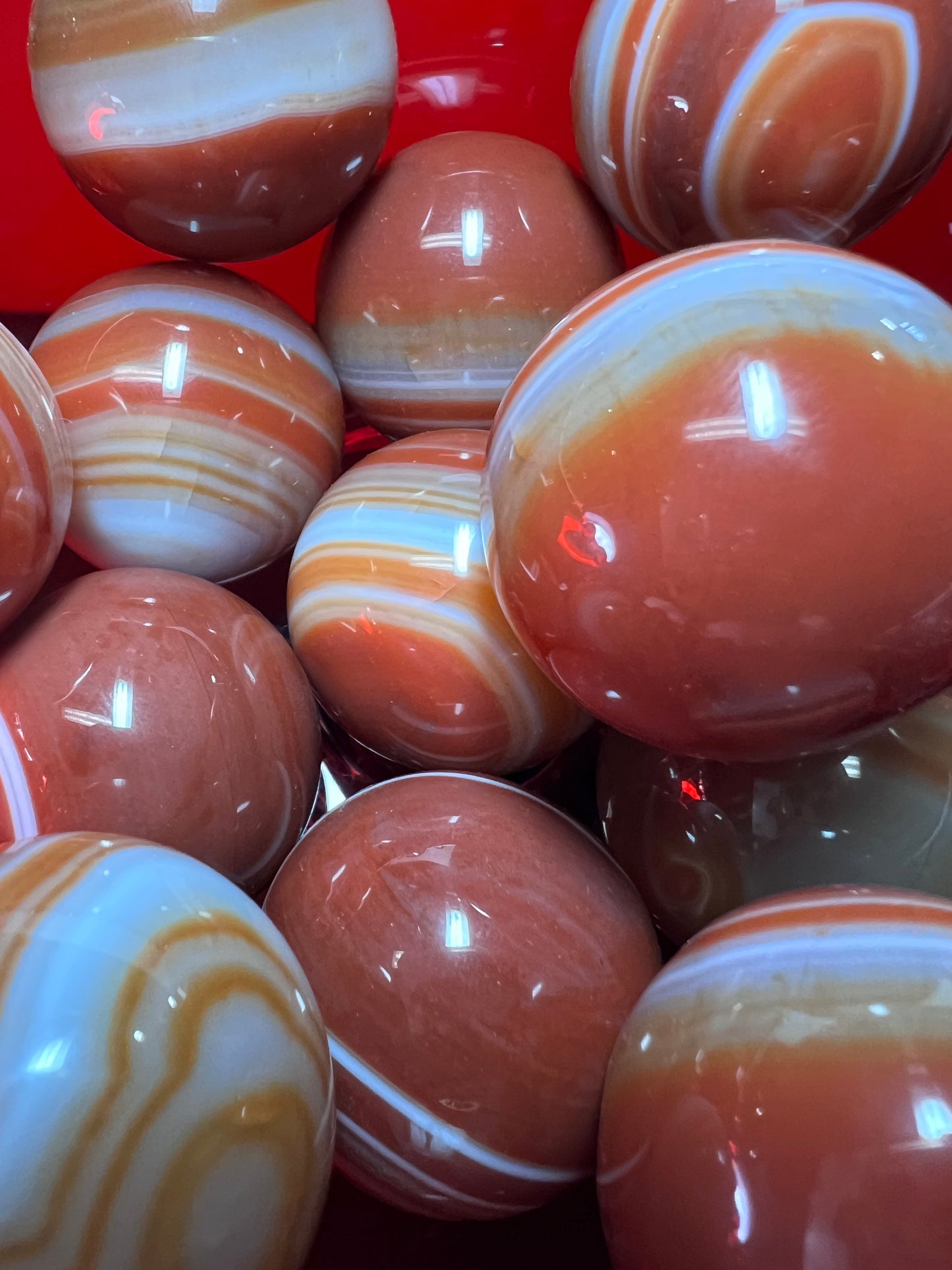 Banded carnelian small spheres