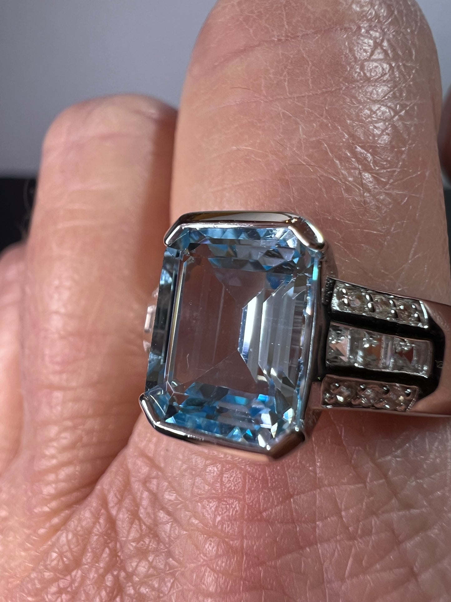 Blue and white topaz sterling ring size 9