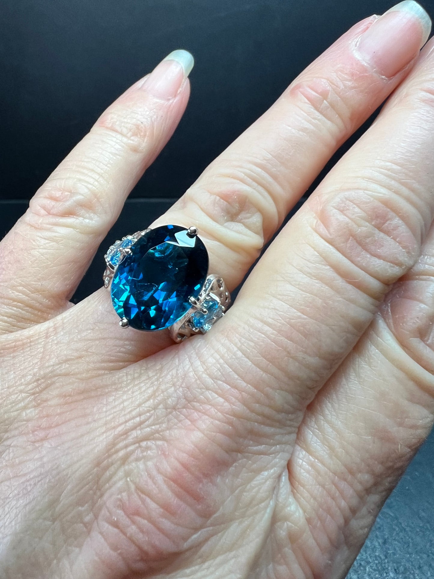 Sterling Silver London Blue Topaz Ring Size 6.5
