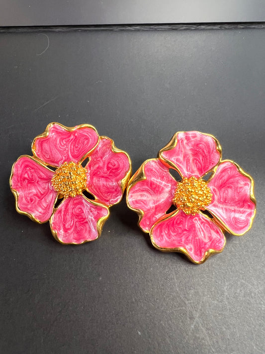 Vintage Avon Pink Dogwood Clip On Earrings Gold Tone Enamel Floral