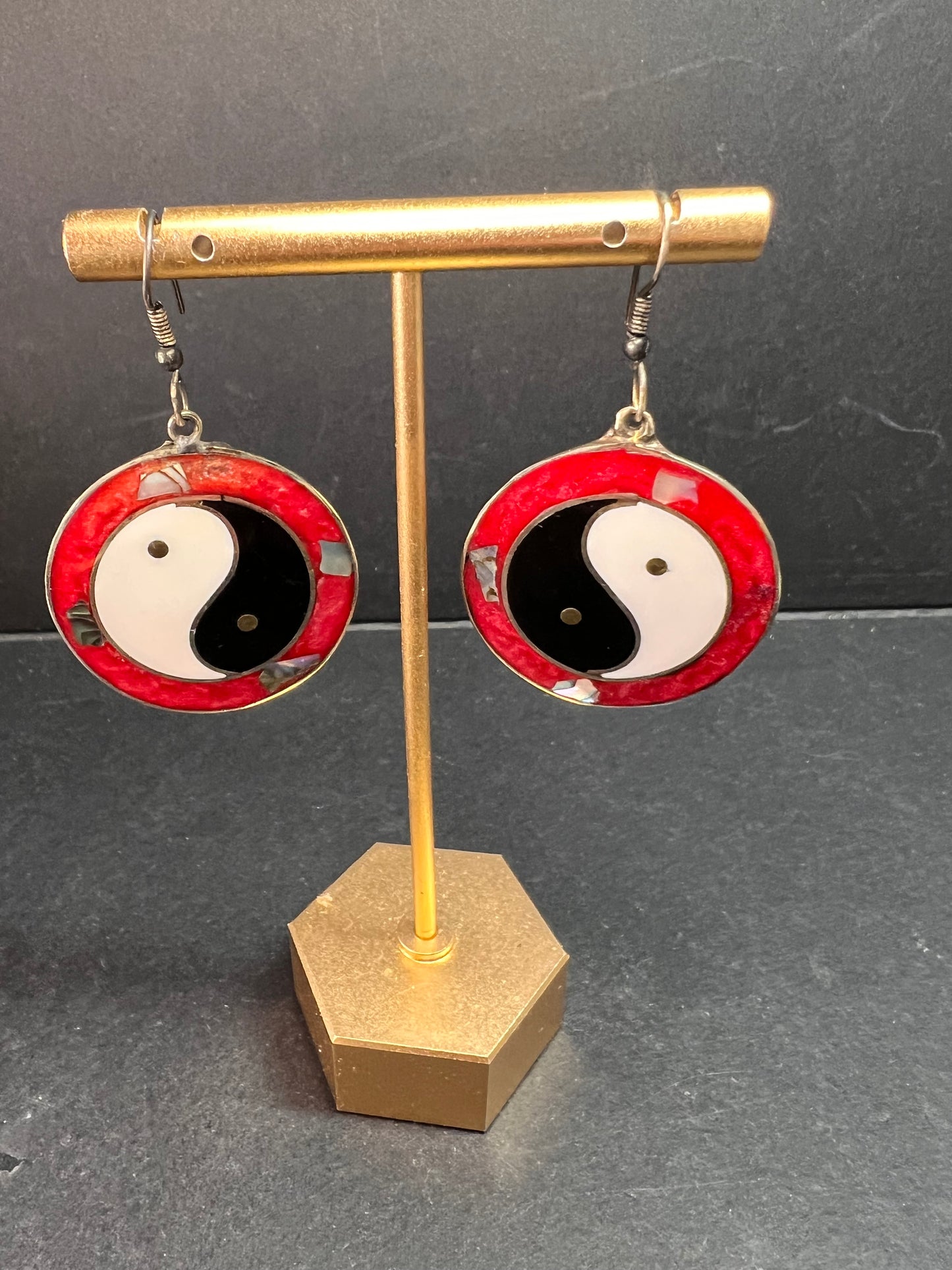 Vintage ALPACA MEXICO Silver MOP Abalone Yin Yang Drop Earrings