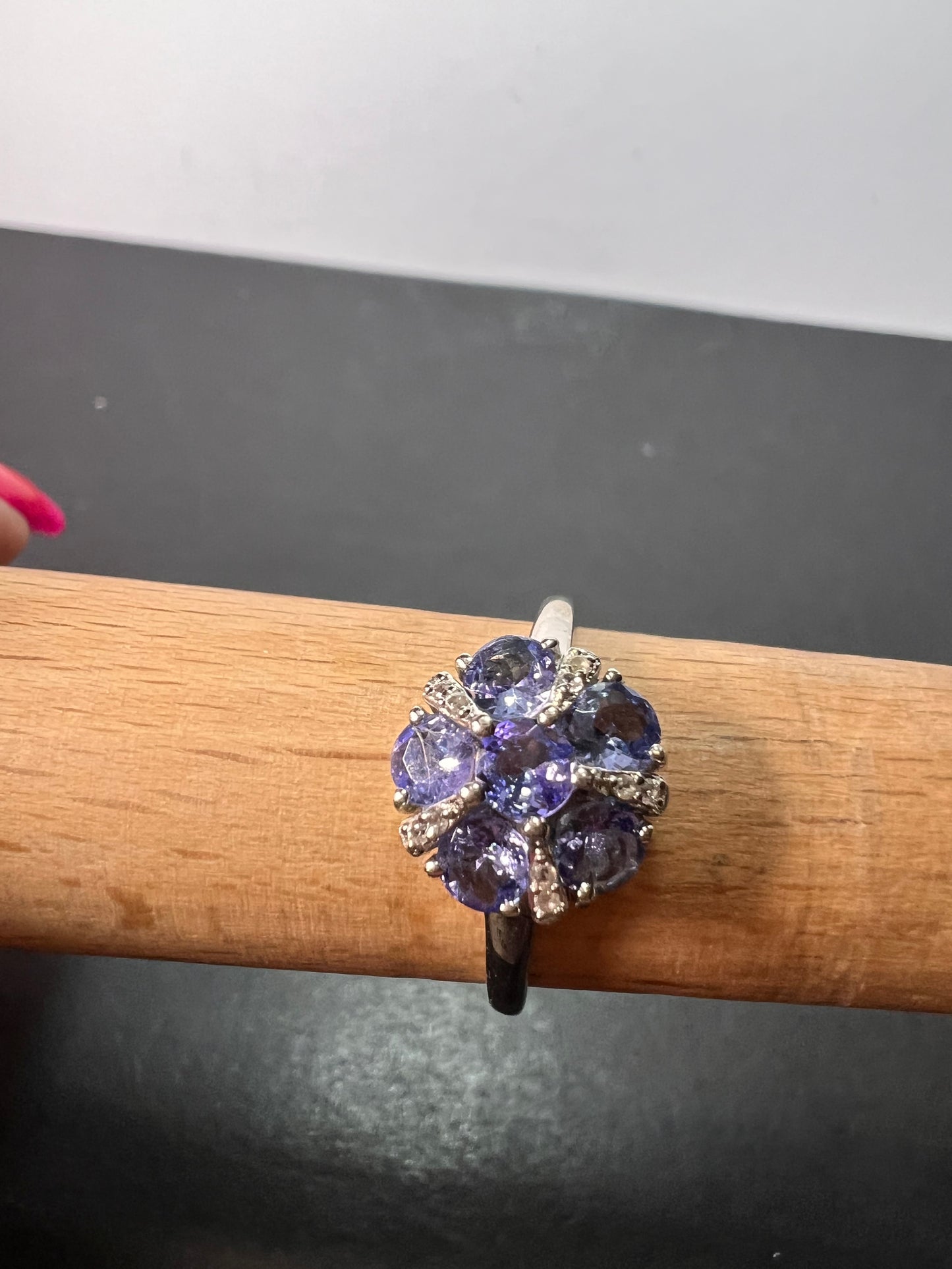 Tanzanite and zircon sterling silver ring size 9