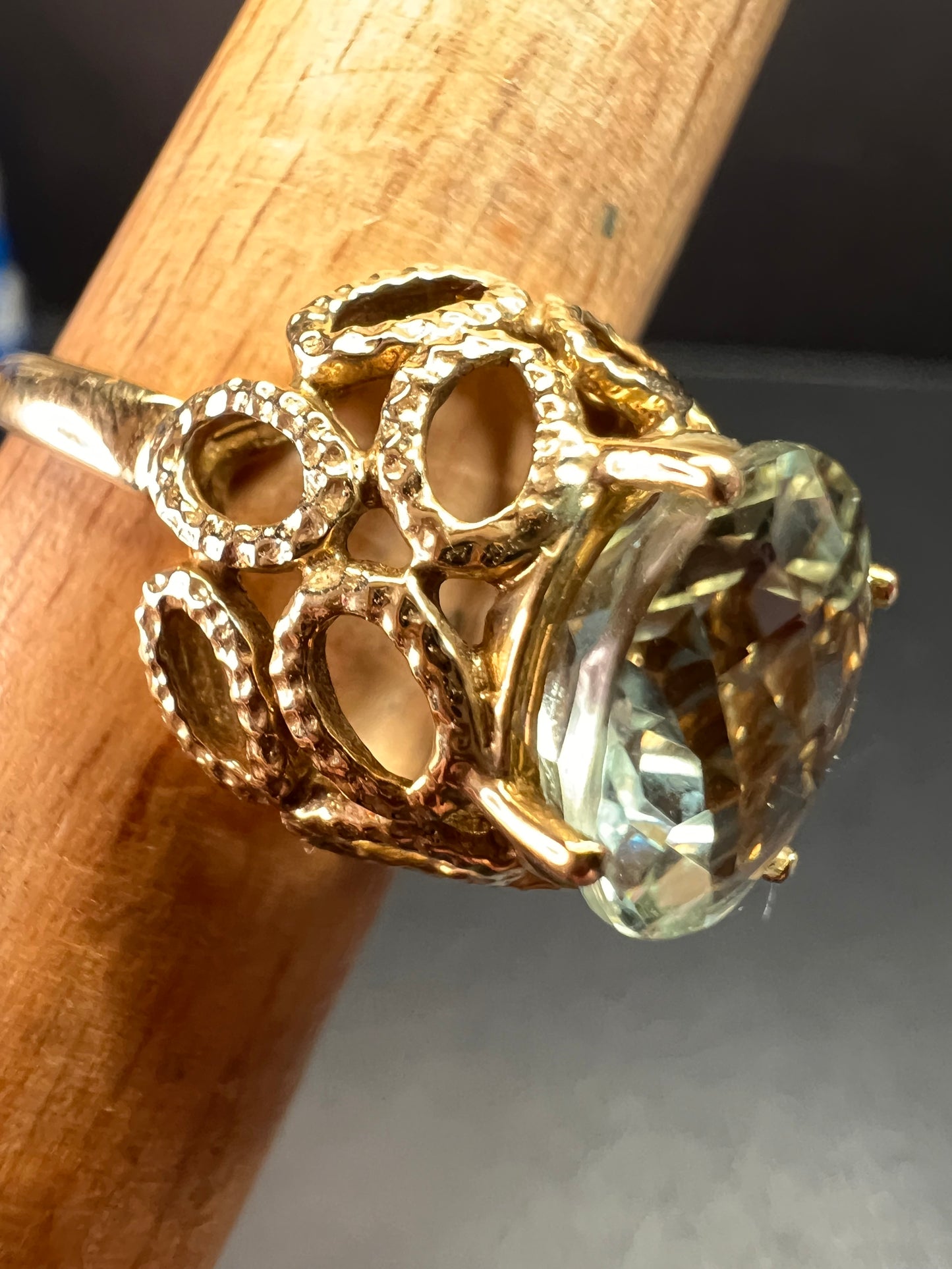 Vintage 10K Yellow Gold Prasiolite (Green Amethyst) Filigree Statement Ring Size 7