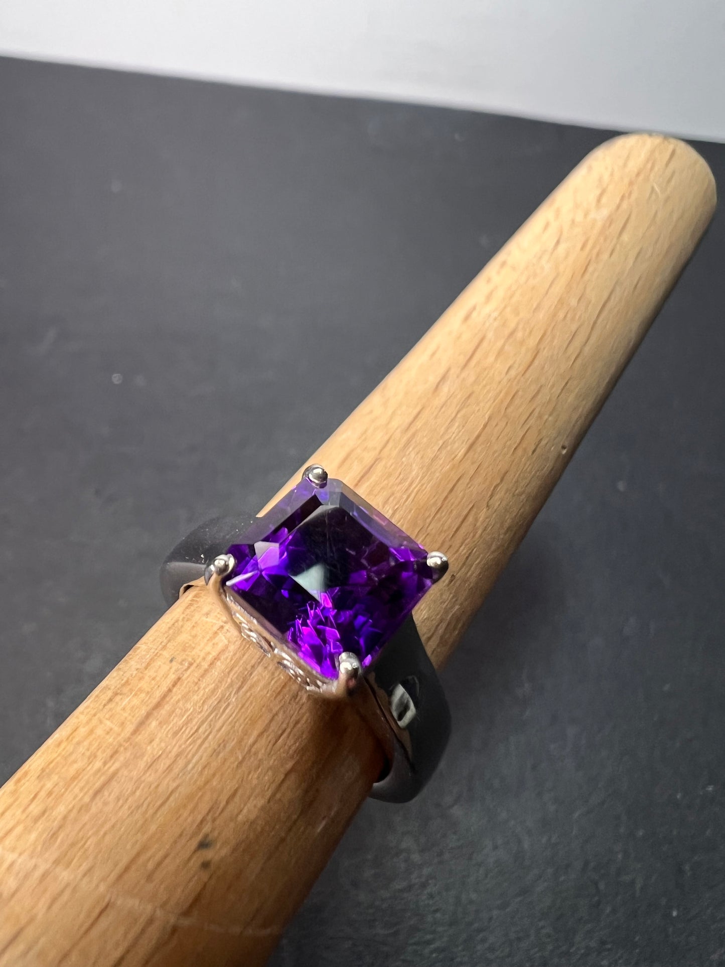 Asscher cut Moroccan amethyst solitaire ring in platinum over sterling silver size 5 *NEW*