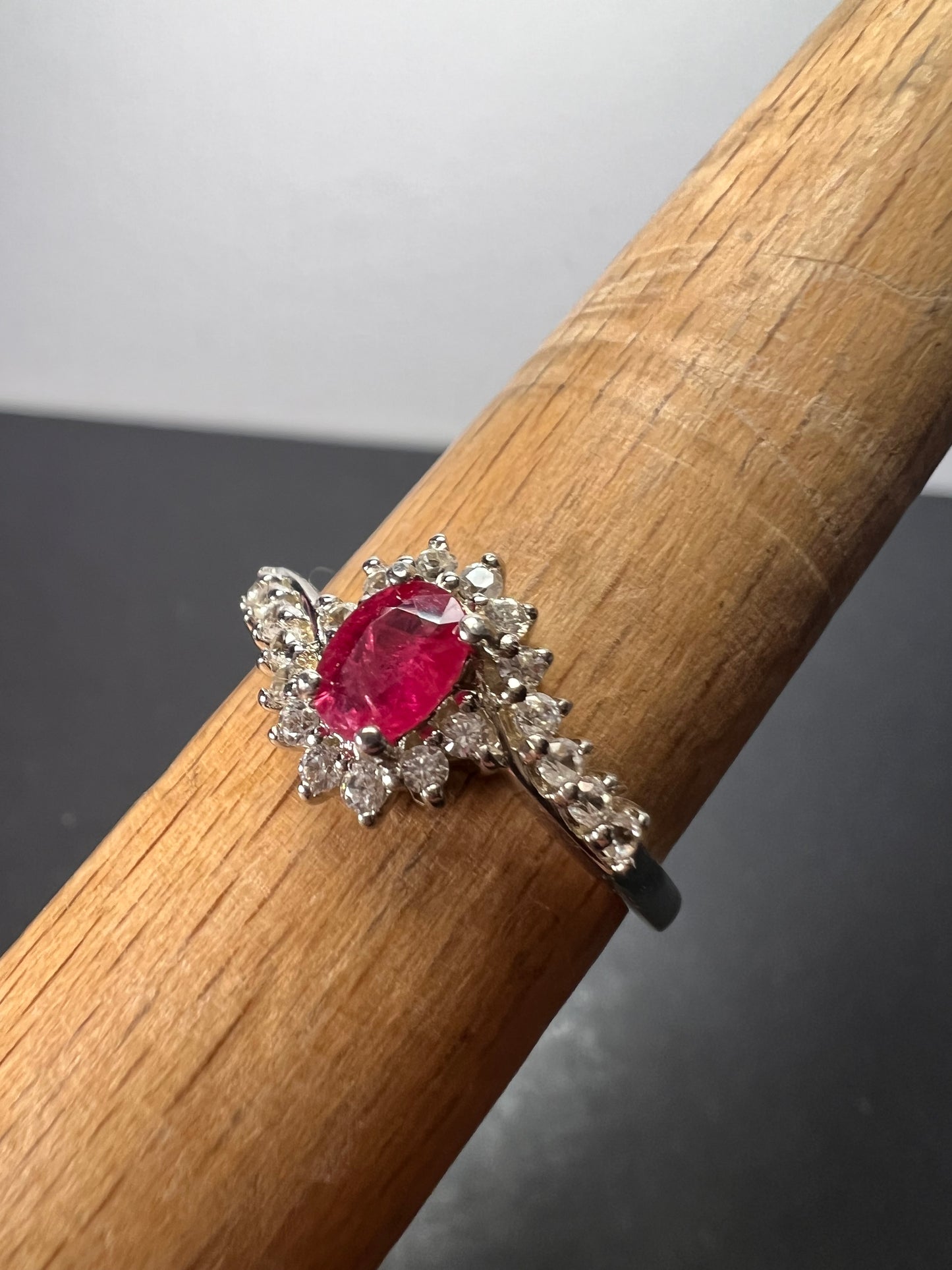 Mozambique ruby and zircon sunburst ring in platinum over sterling silver size 8 *NEW*