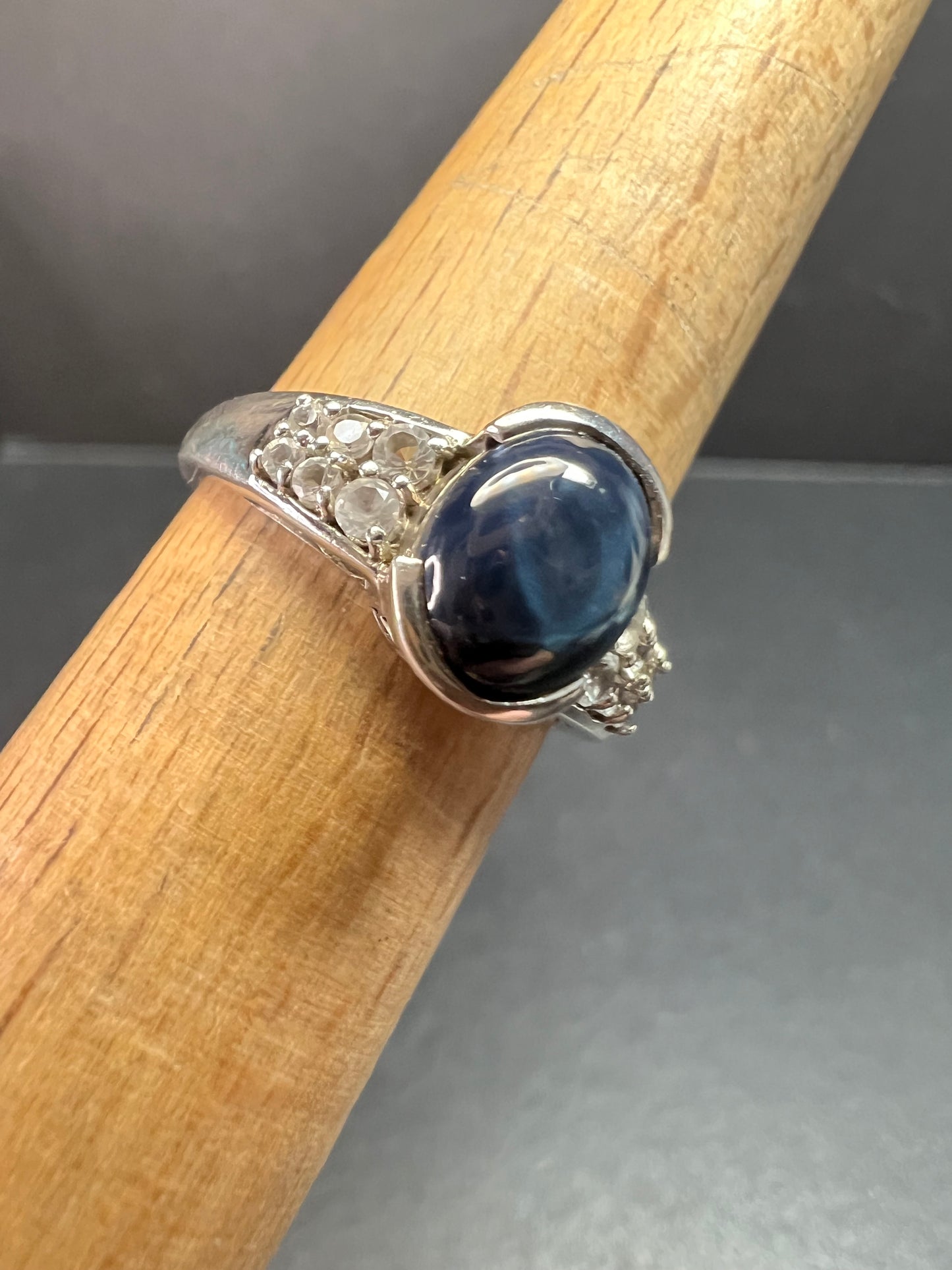Vintage Star Sapphire & White Topaz Sterling Silver Ring 8