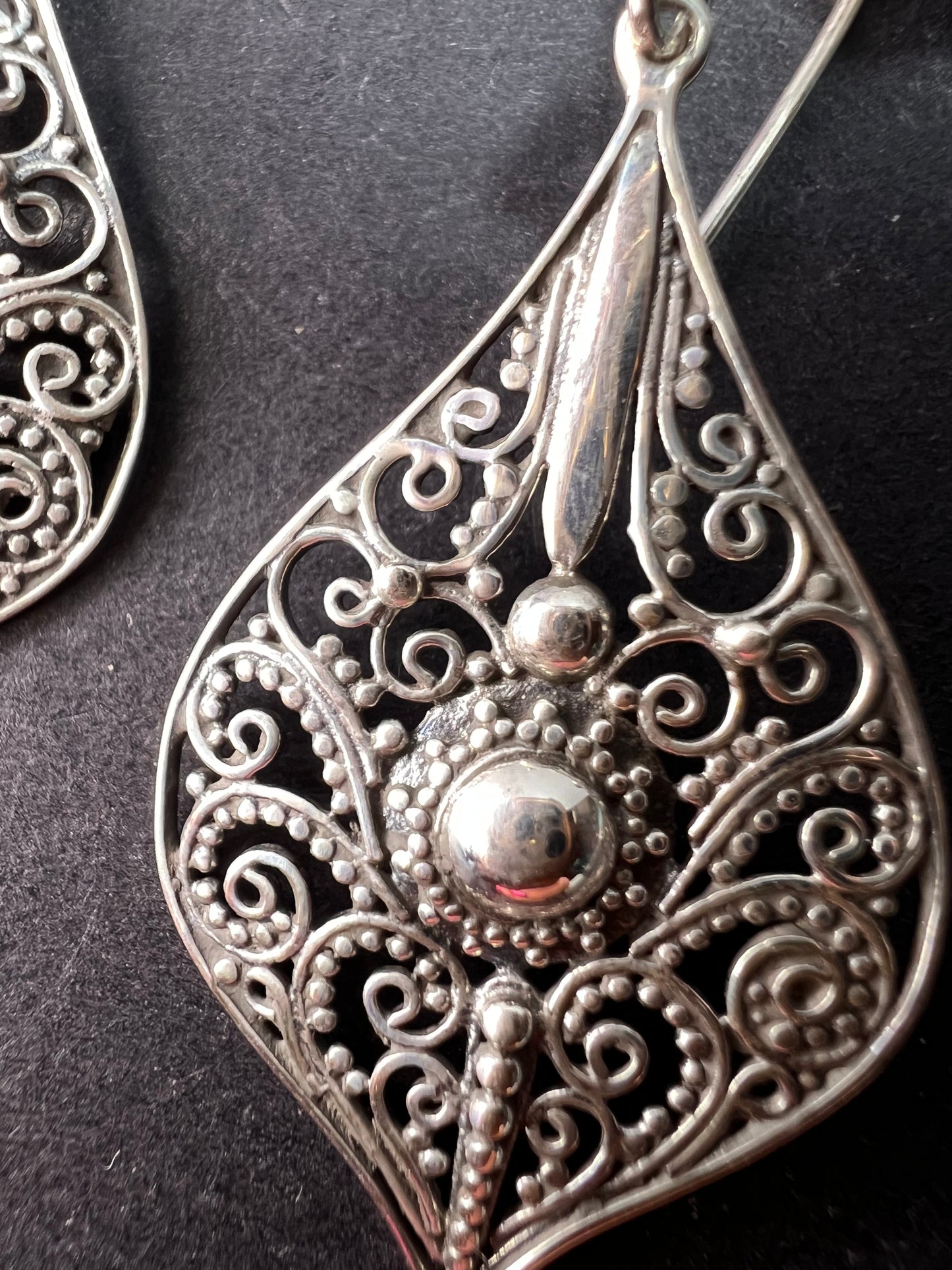 Bali sterling silver ornate dangle earrings