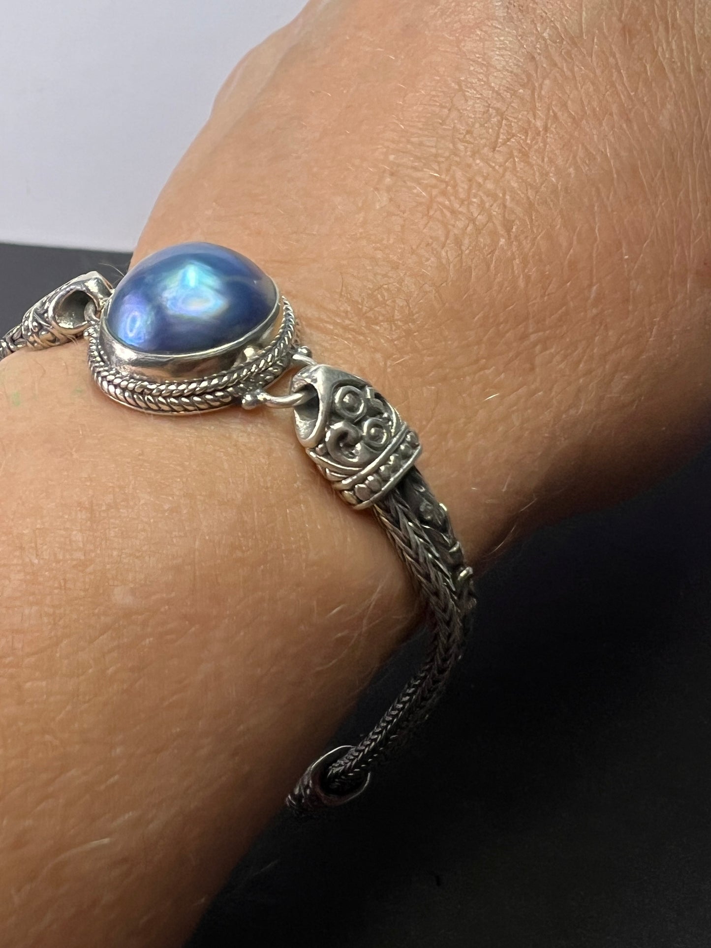 Balinese style Byzantine sterling silver grey blue mabe pearl toggle bracelet