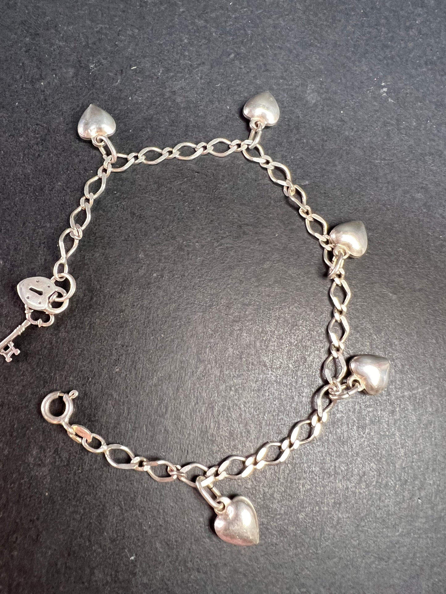 Vintage sterling silver puffy hearts lock and key charm bracelet 7.5 inch