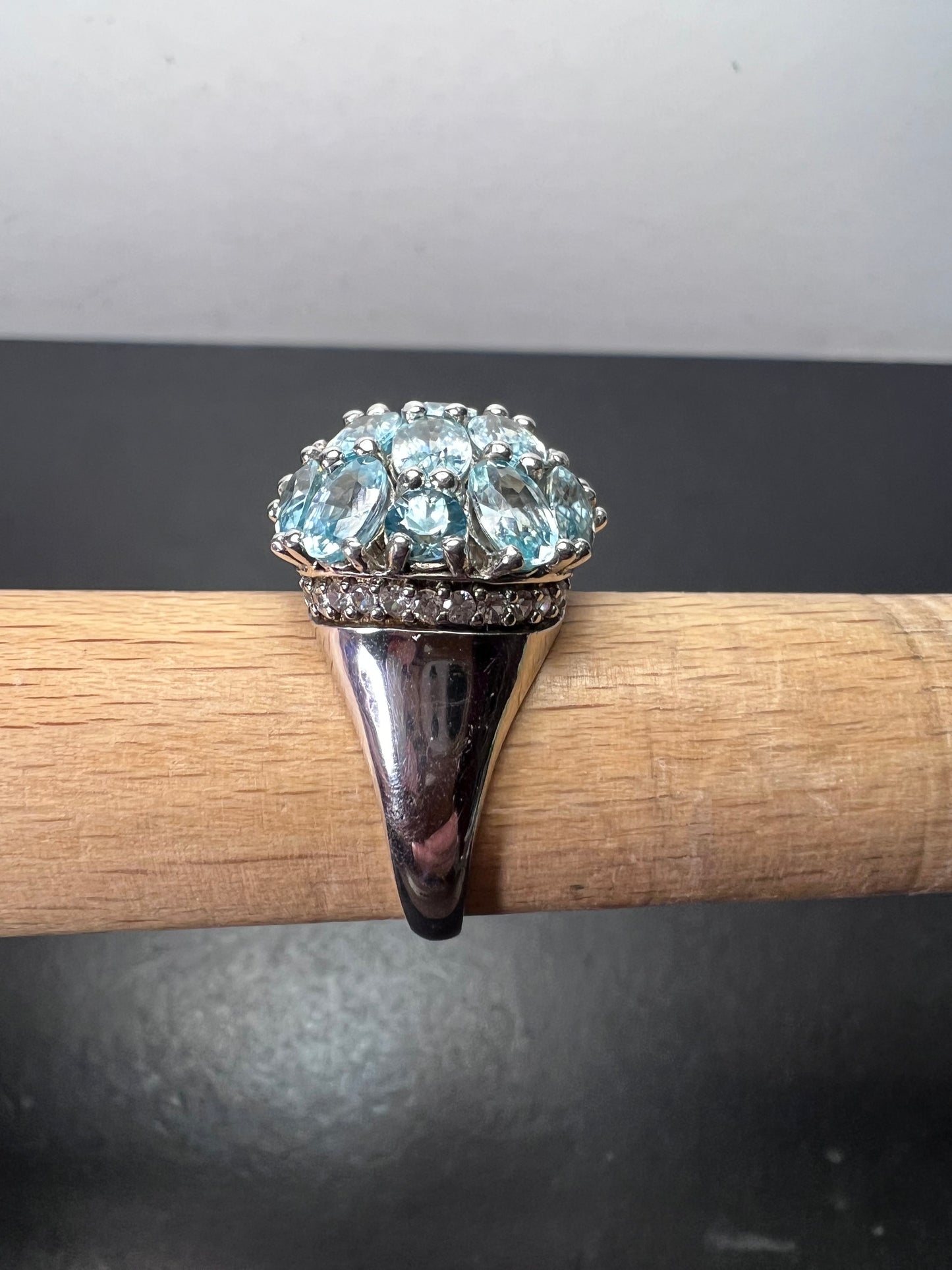 Blue topaz sterling silver cluster statement ring size 9