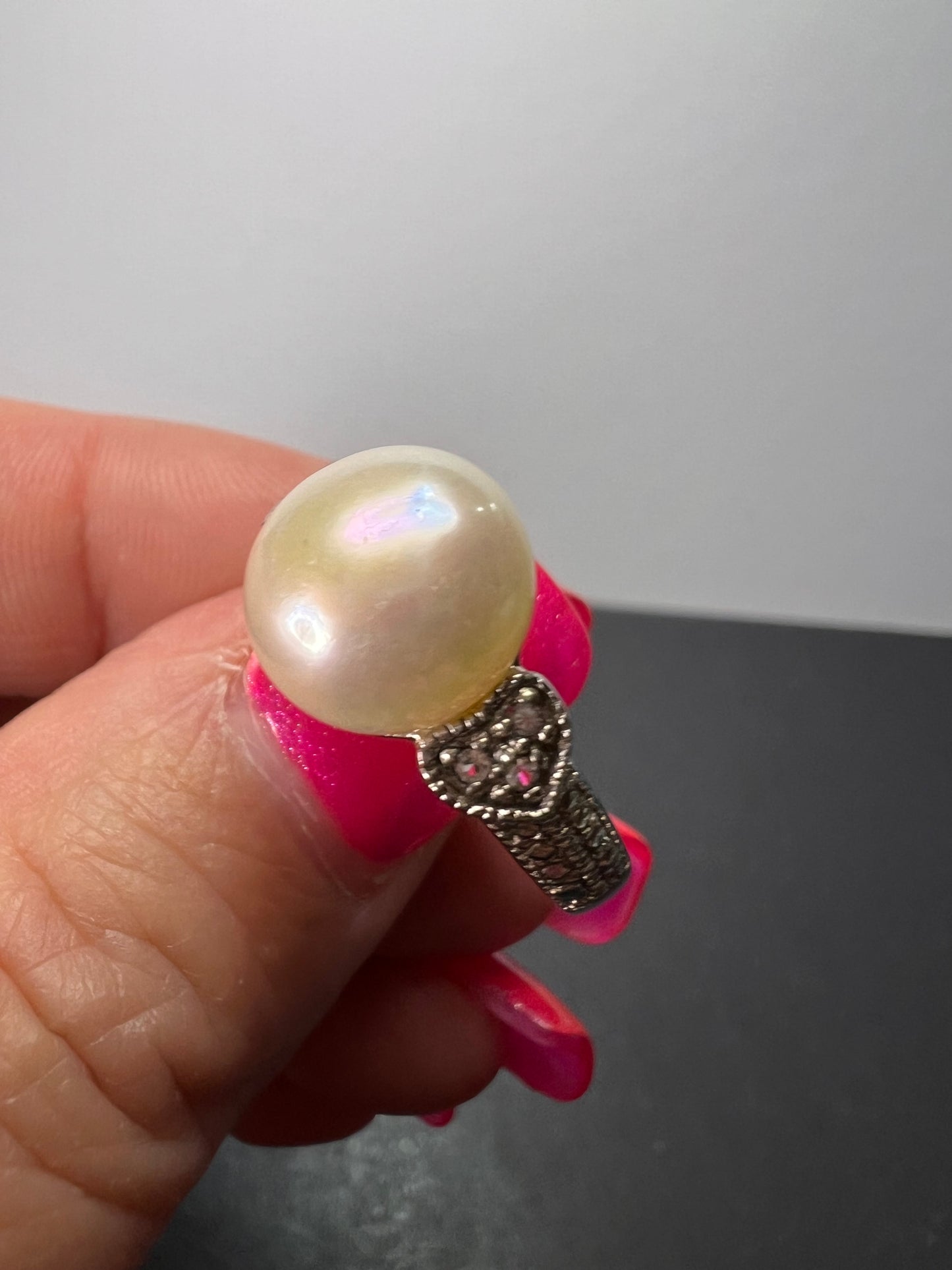 White Cultured Freshwater Pearl And White Topaz Sterling Silver Ring size 8