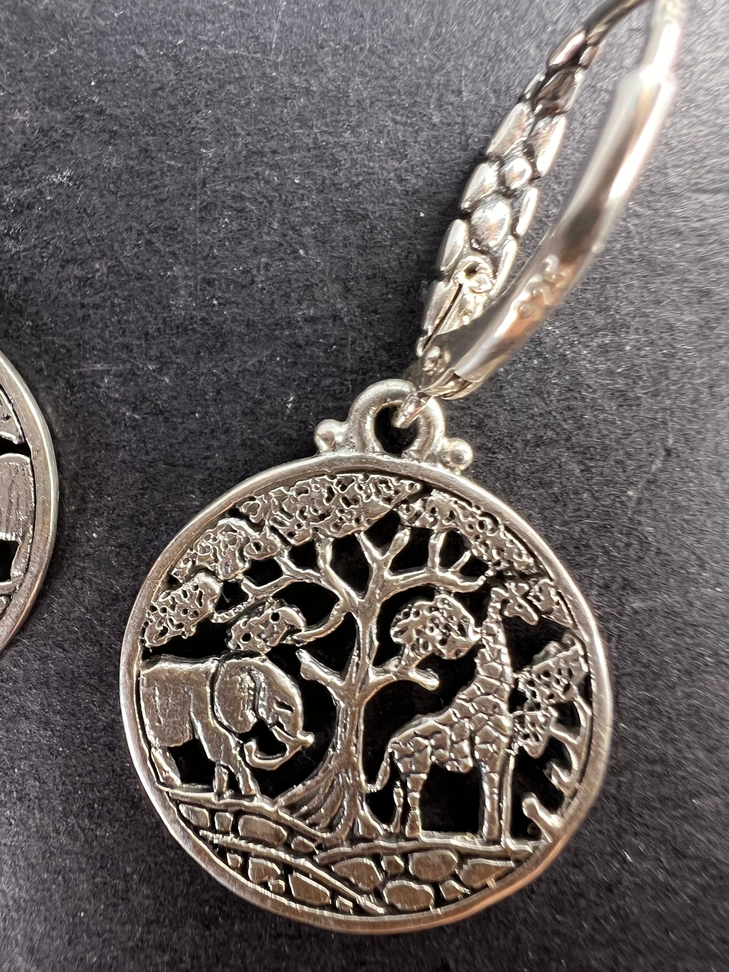 Sarda Tree of Wisdom Bali sterling silver safari earrings *NIP*