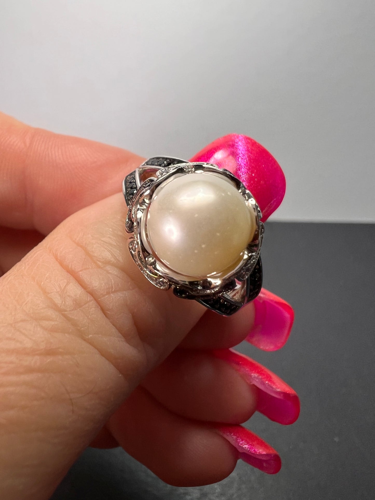 White cultured pearl and multi gem sterling silver ring size 9 *NEW*