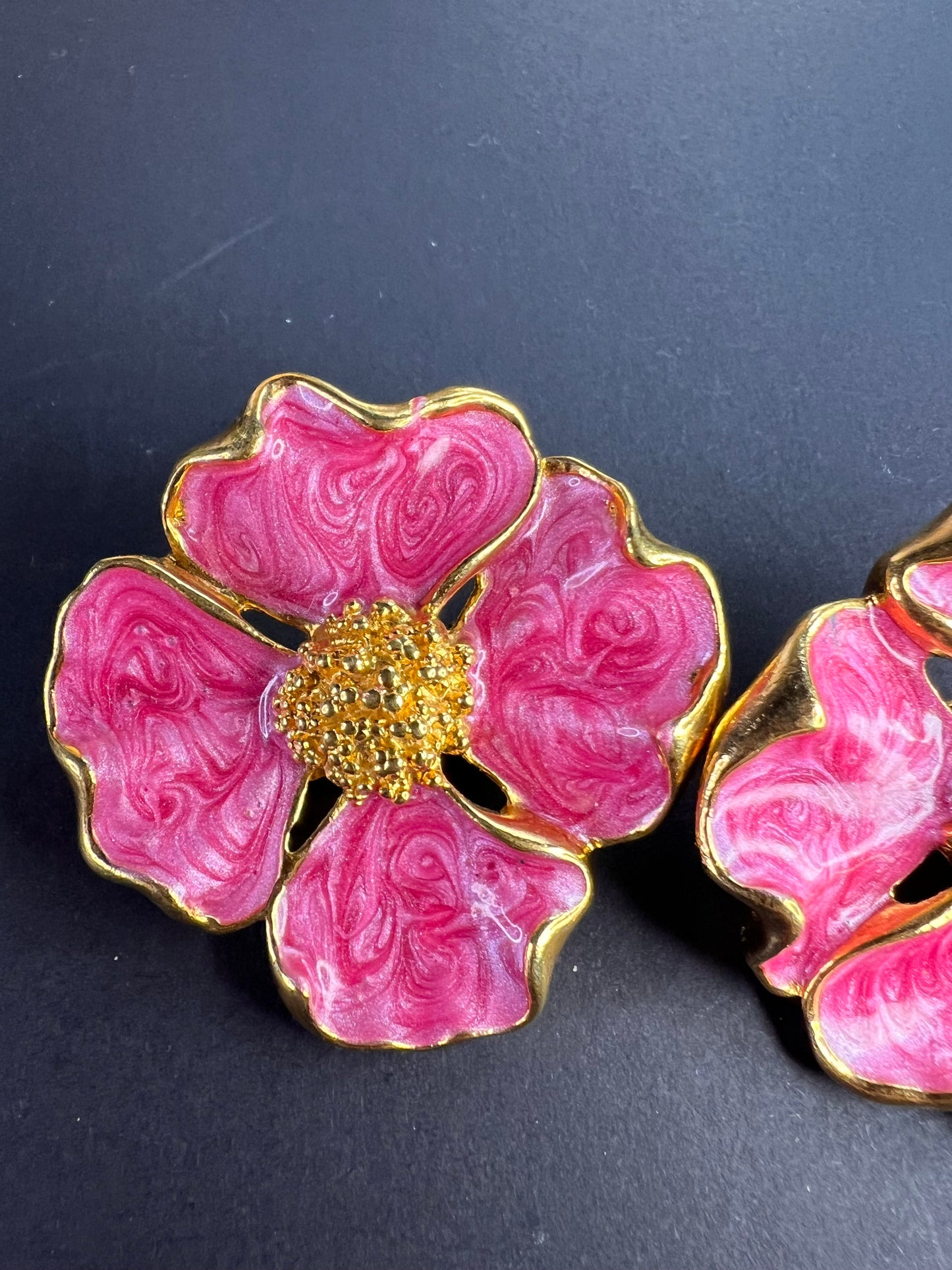 Vintage Avon Pink Dogwood Clip On Earrings Gold Tone Enamel Floral