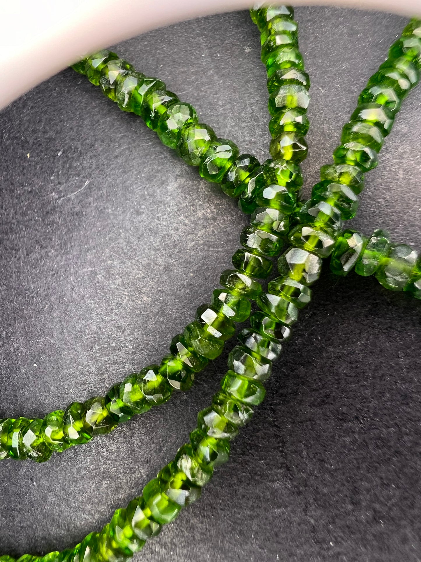 Chrome diopside faceted rondelle necklace